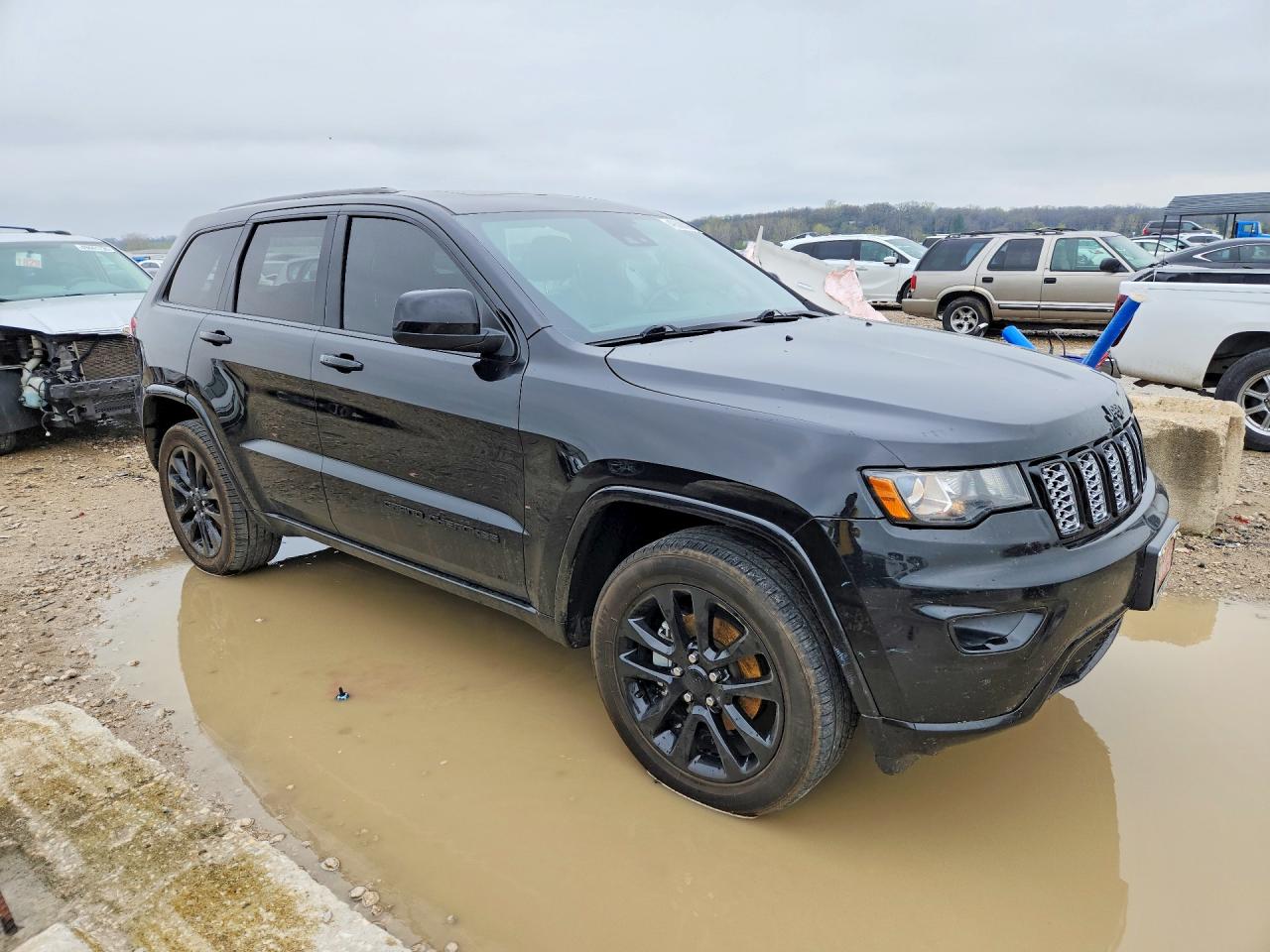 2020 Jeep Grand Cherokee Laredo Black vin: 1C4RJFAG6LC305492