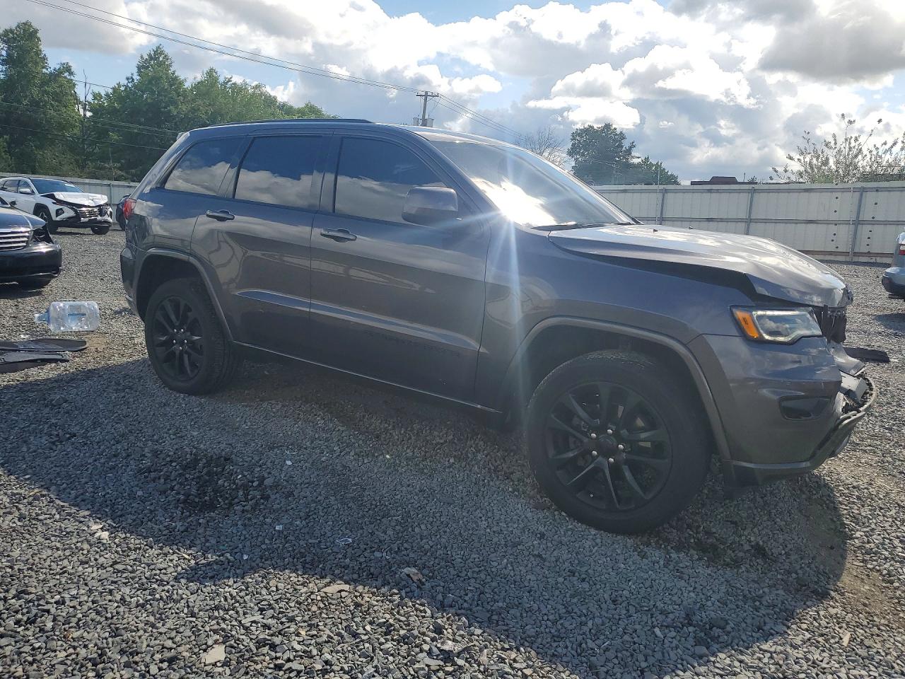 2020 Jeep Grand Cherokee Laredo Gray vin: 1C4RJFAG6LC334667