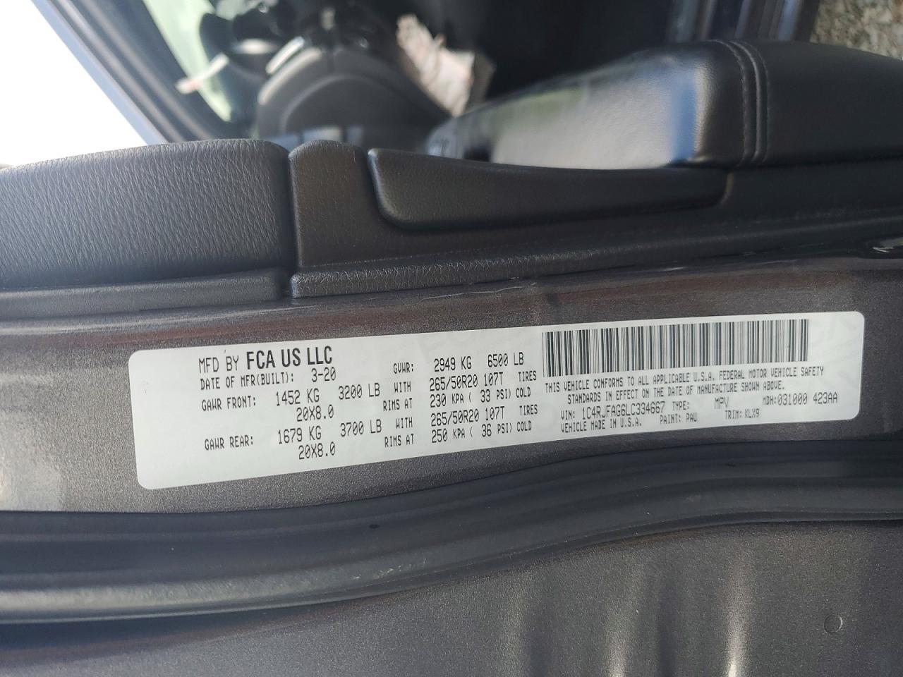 2020 Jeep Grand Cherokee Laredo Gray vin: 1C4RJFAG6LC334667