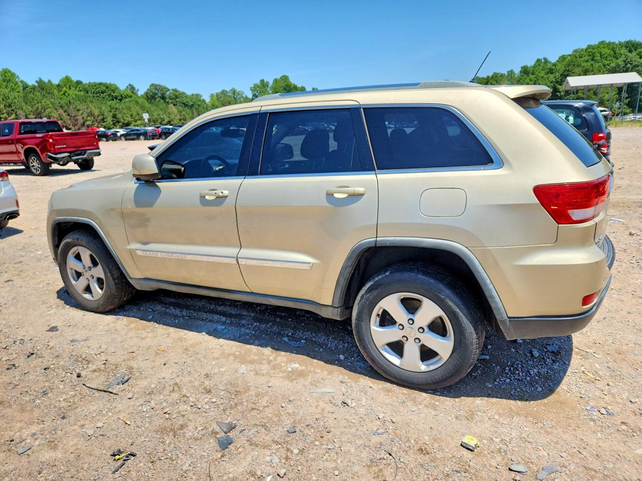 2012 Jeep Grand Cherokee Laredo Gold vin: 1C4RJFAG7CC132968