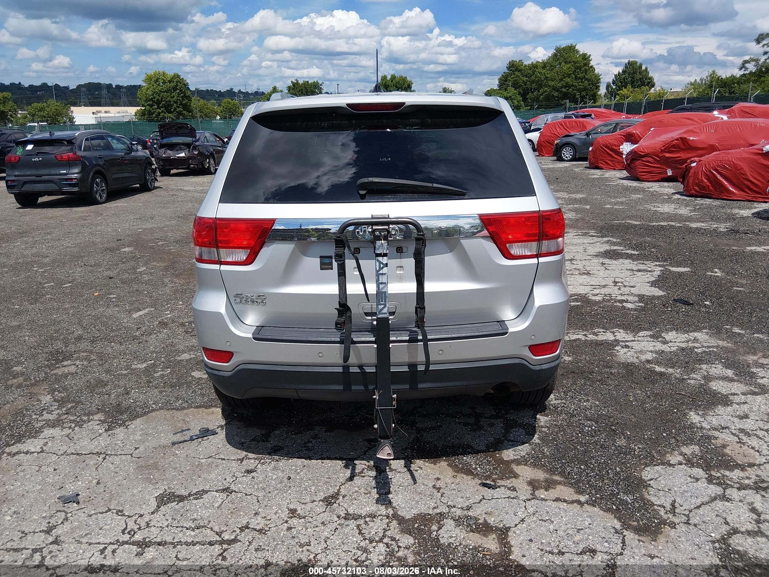 2012 Jeep Grand Cherokee Laredo Серебряный vin: 1C4RJFAG7CC156932