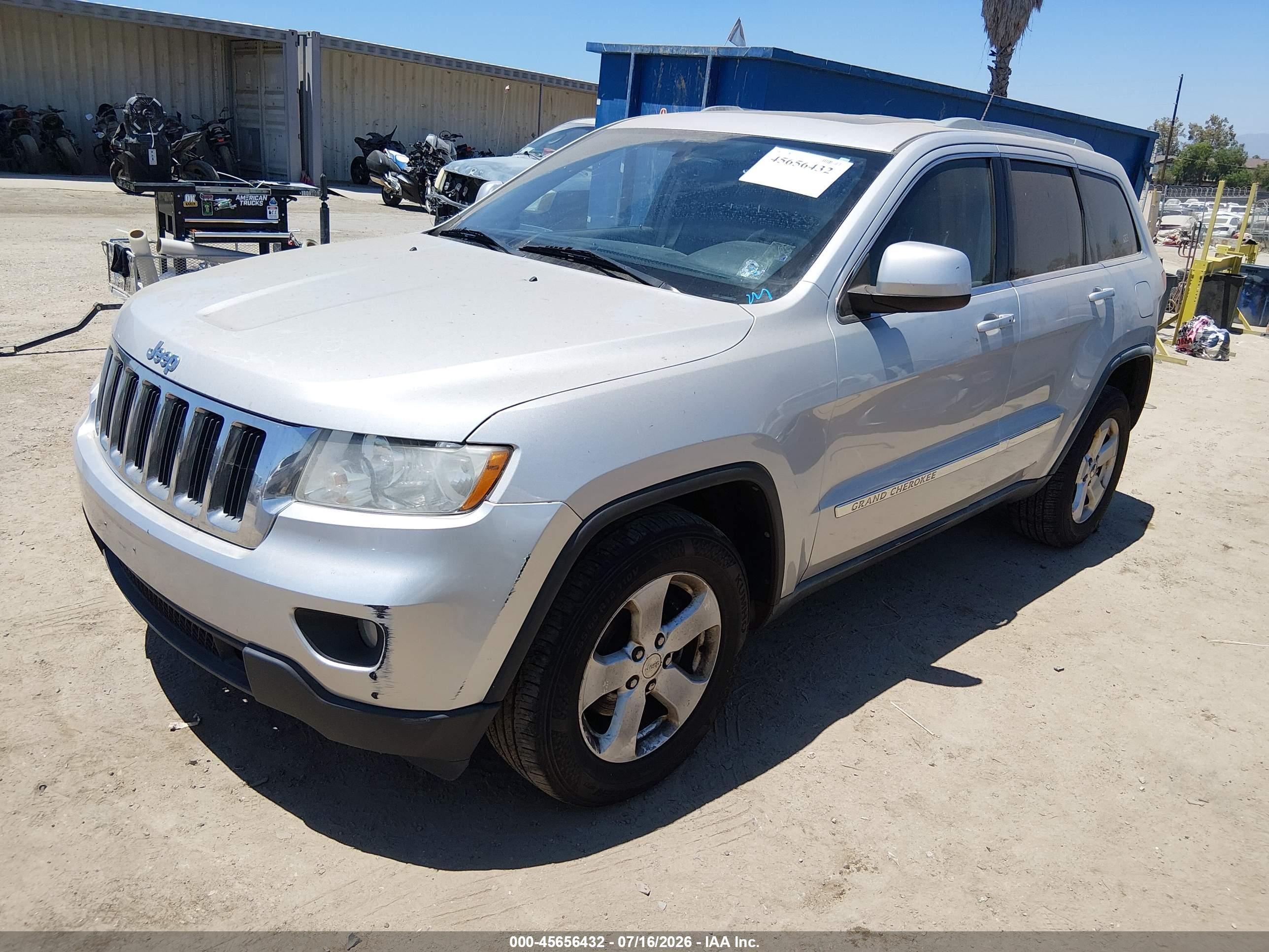 2012 Jeep Grand Cherokee Laredo Серебряный vin: 1C4RJFAG7CC201240