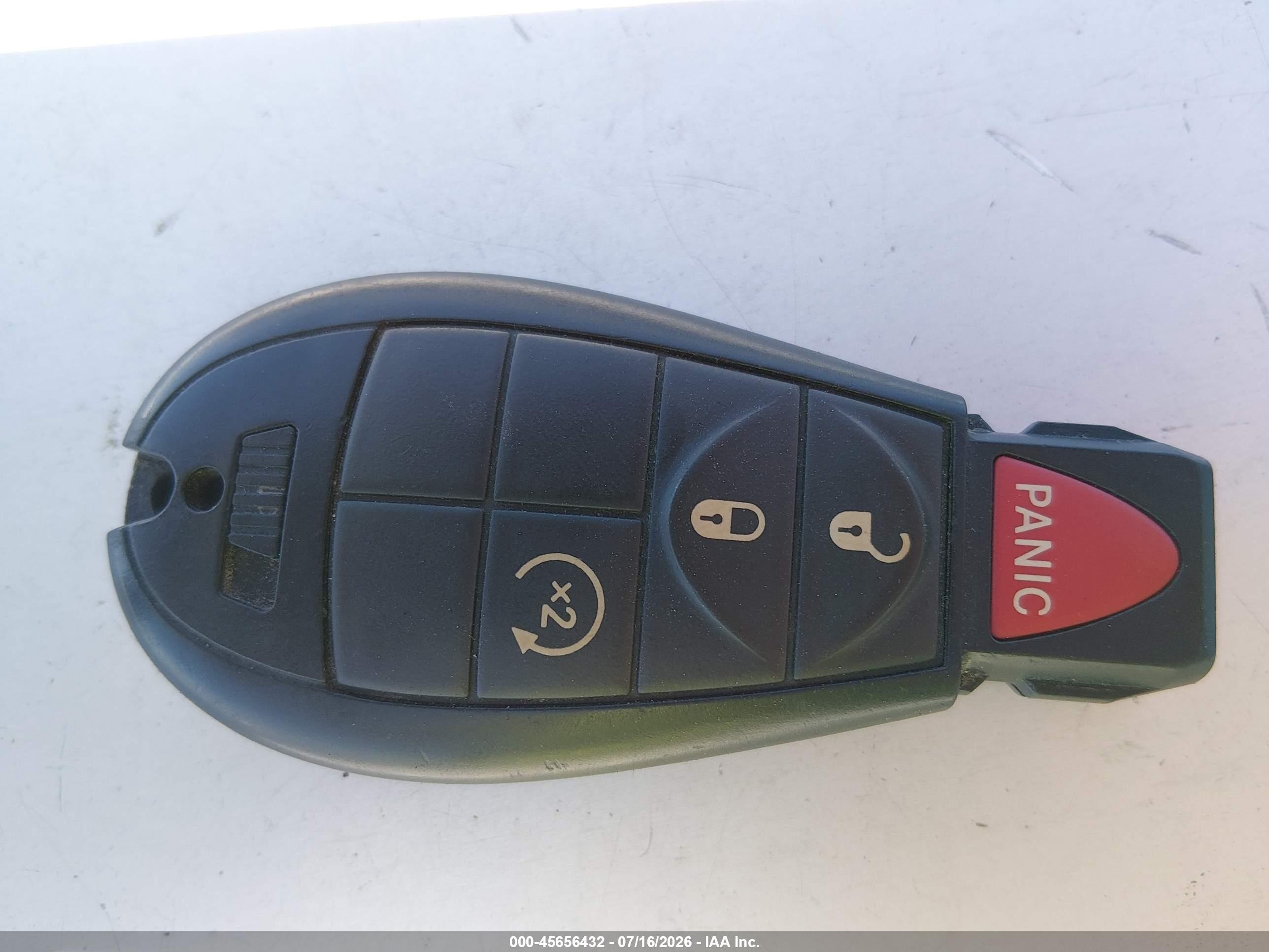 2012 Jeep Grand Cherokee Laredo Серебряный vin: 1C4RJFAG7CC201240