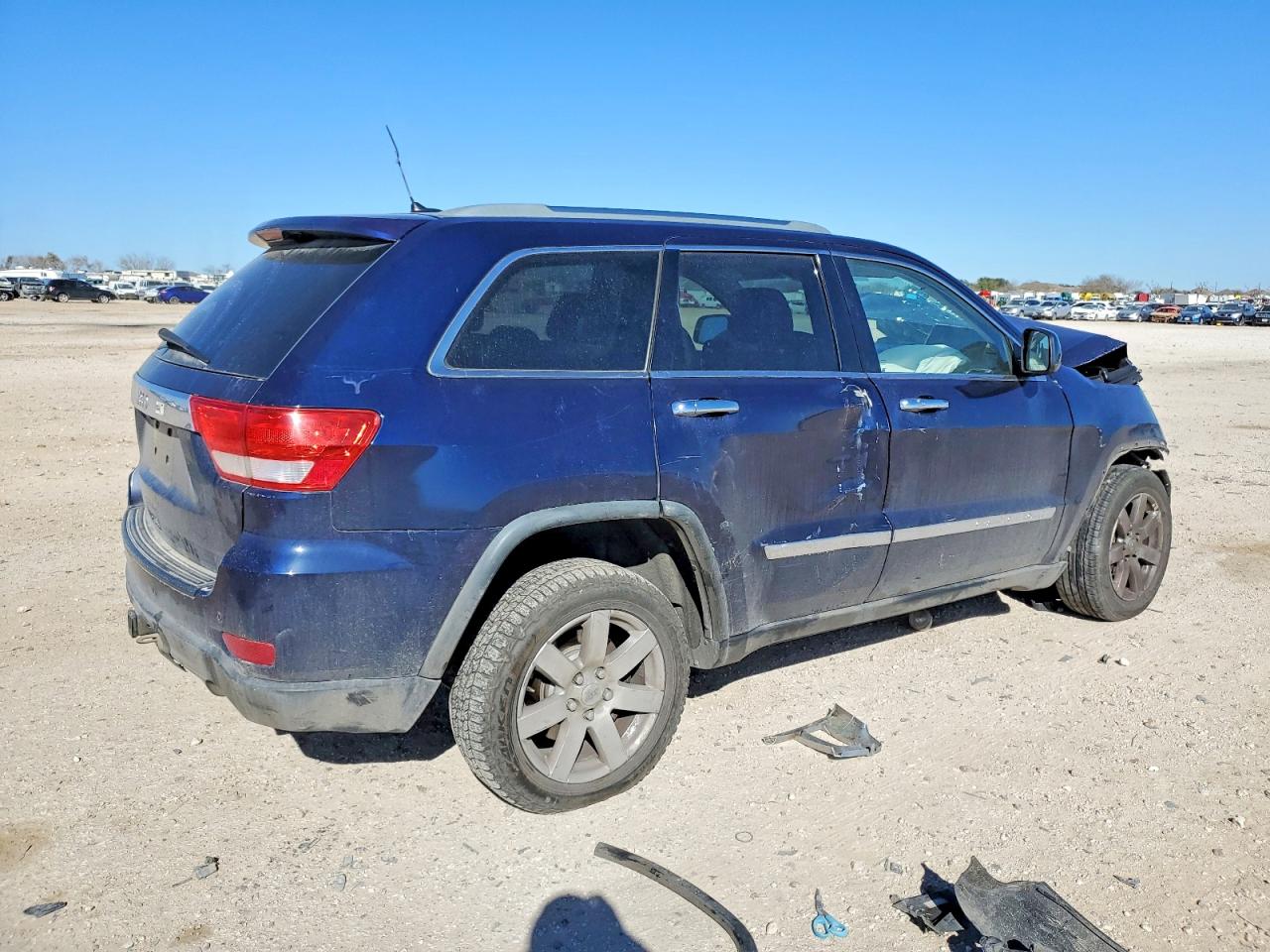 2012 Jeep Grand Cherokee Laredo Blue vin: 1C4RJFAG7CC220130