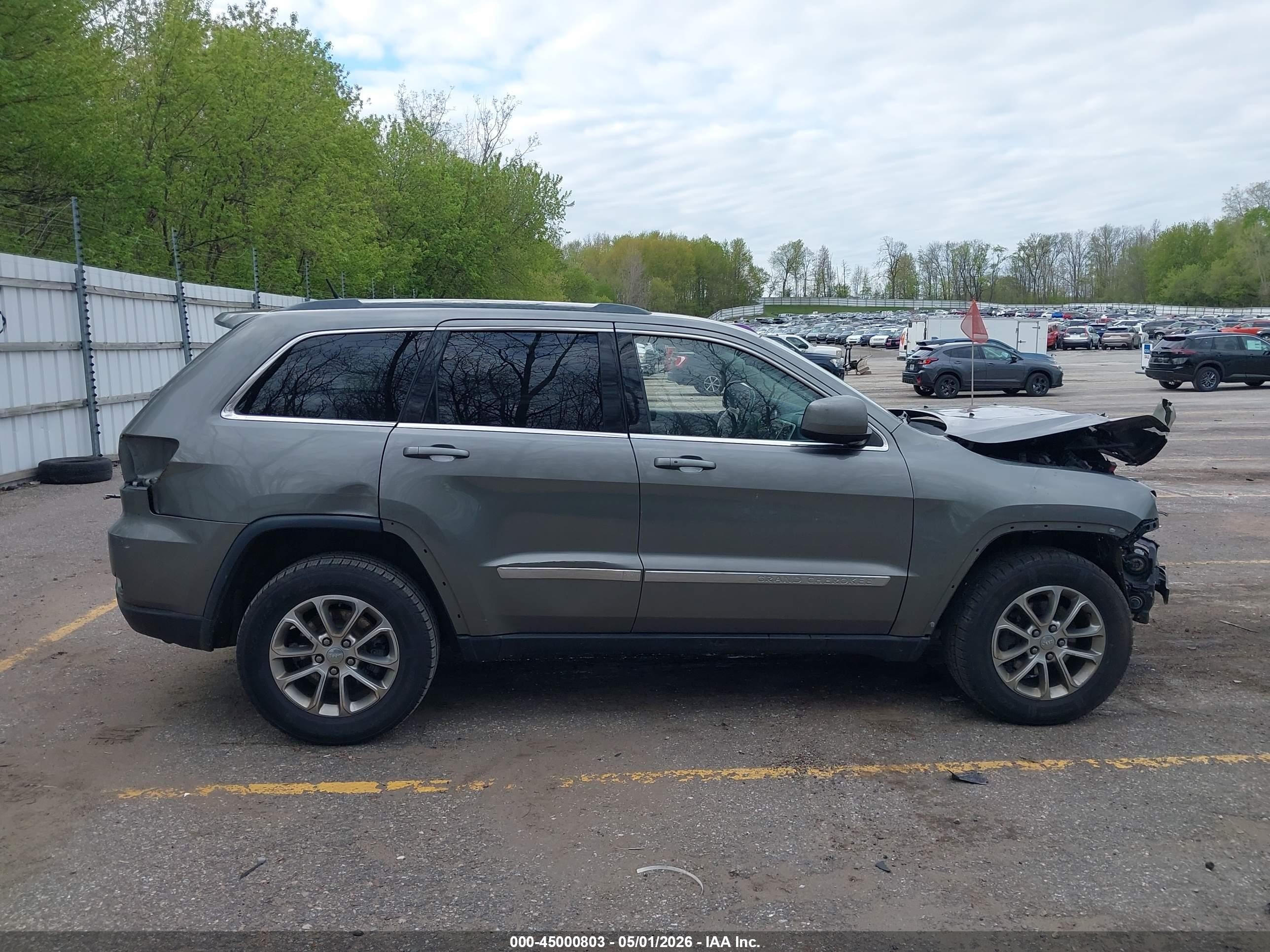 2012 Jeep Grand Cherokee Laredo Gray vin: 1C4RJFAG7CC221617