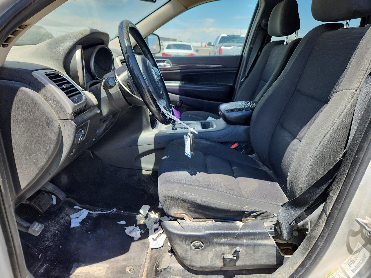 2012 Jeep Grand Cherokee Laredo Silver vin: 1C4RJFAG7CC245660
