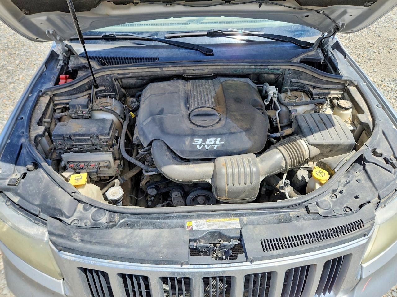 2012 Jeep Grand Cherokee Laredo Silver vin: 1C4RJFAG7CC245660