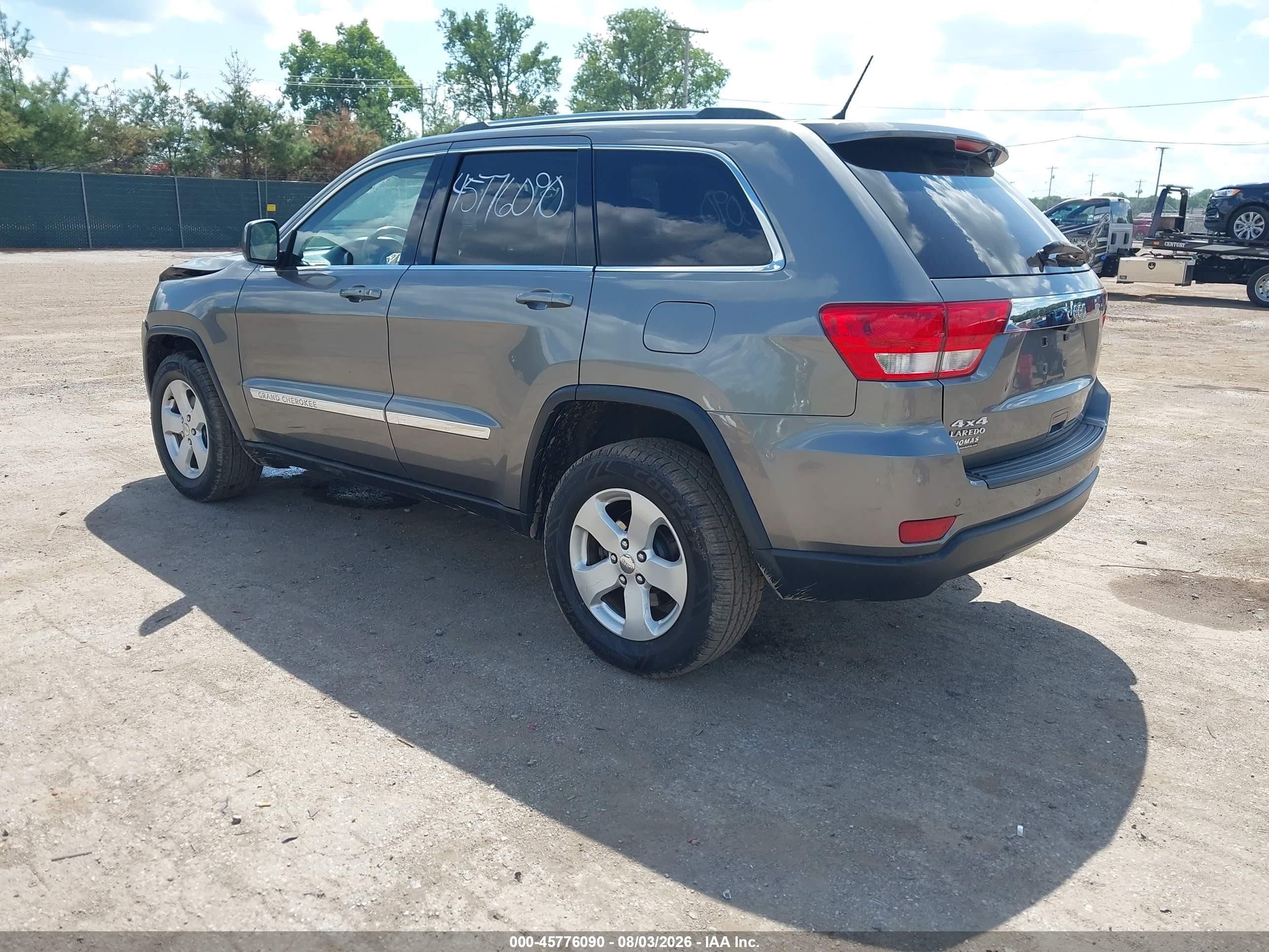 2012 Jeep Grand Cherokee Laredo Серый vin: 1C4RJFAG7CC255444