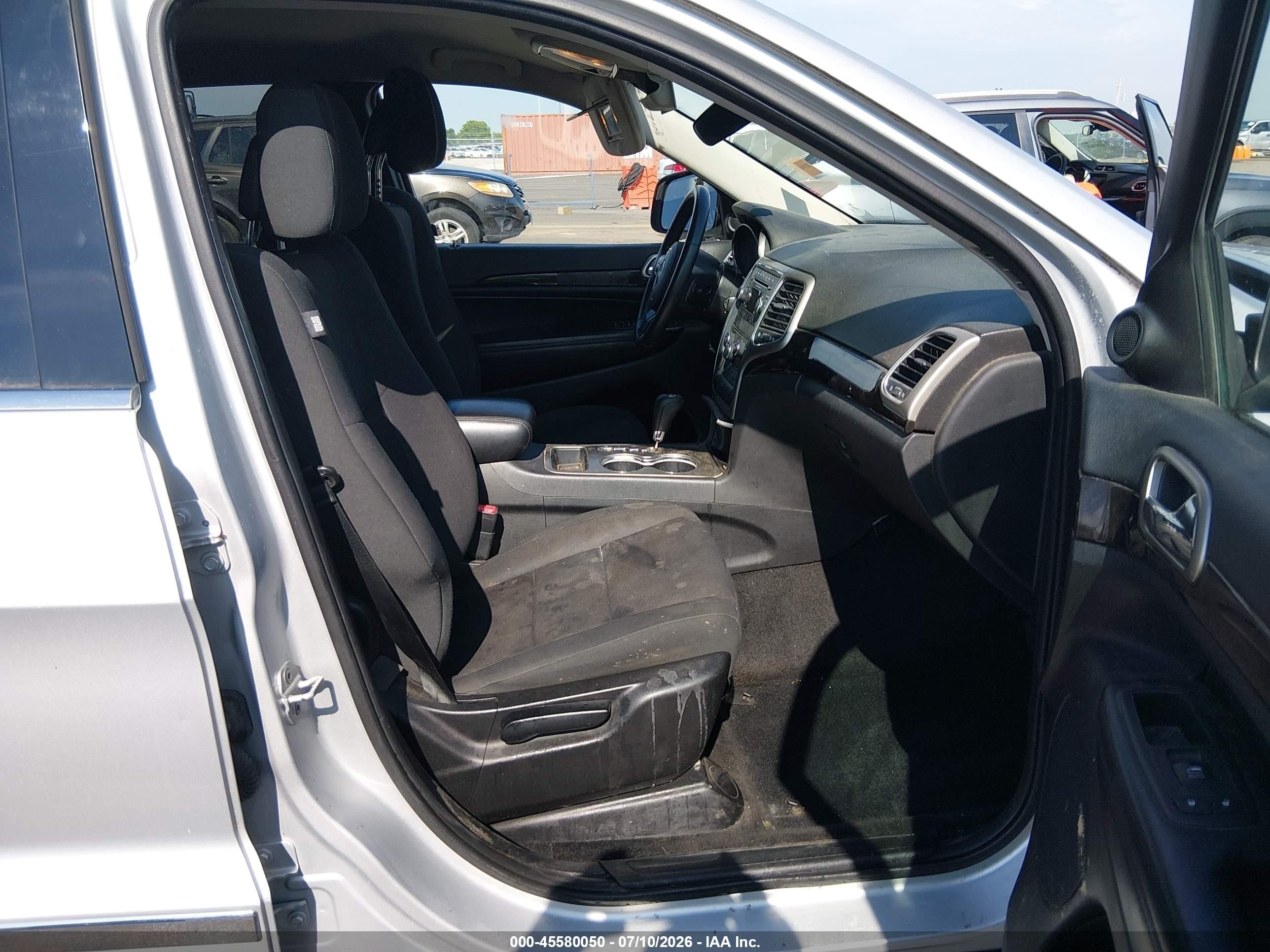 2013 Jeep Grand Cherokee Laredo Silver vin: 1C4RJFAG7DC548455