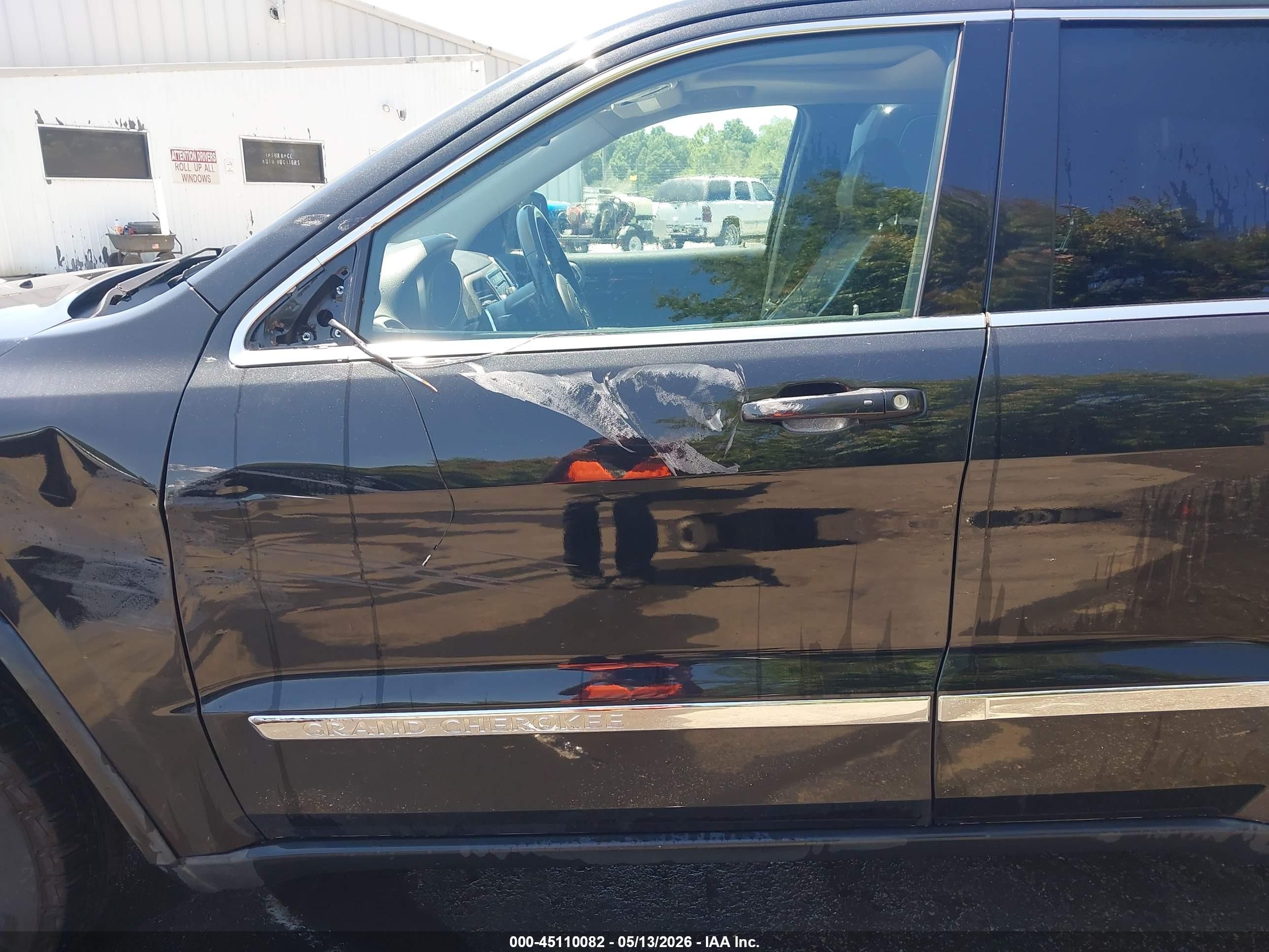 2013 Jeep Grand Cherokee Laredo Black vin: 1C4RJFAG7DC552876