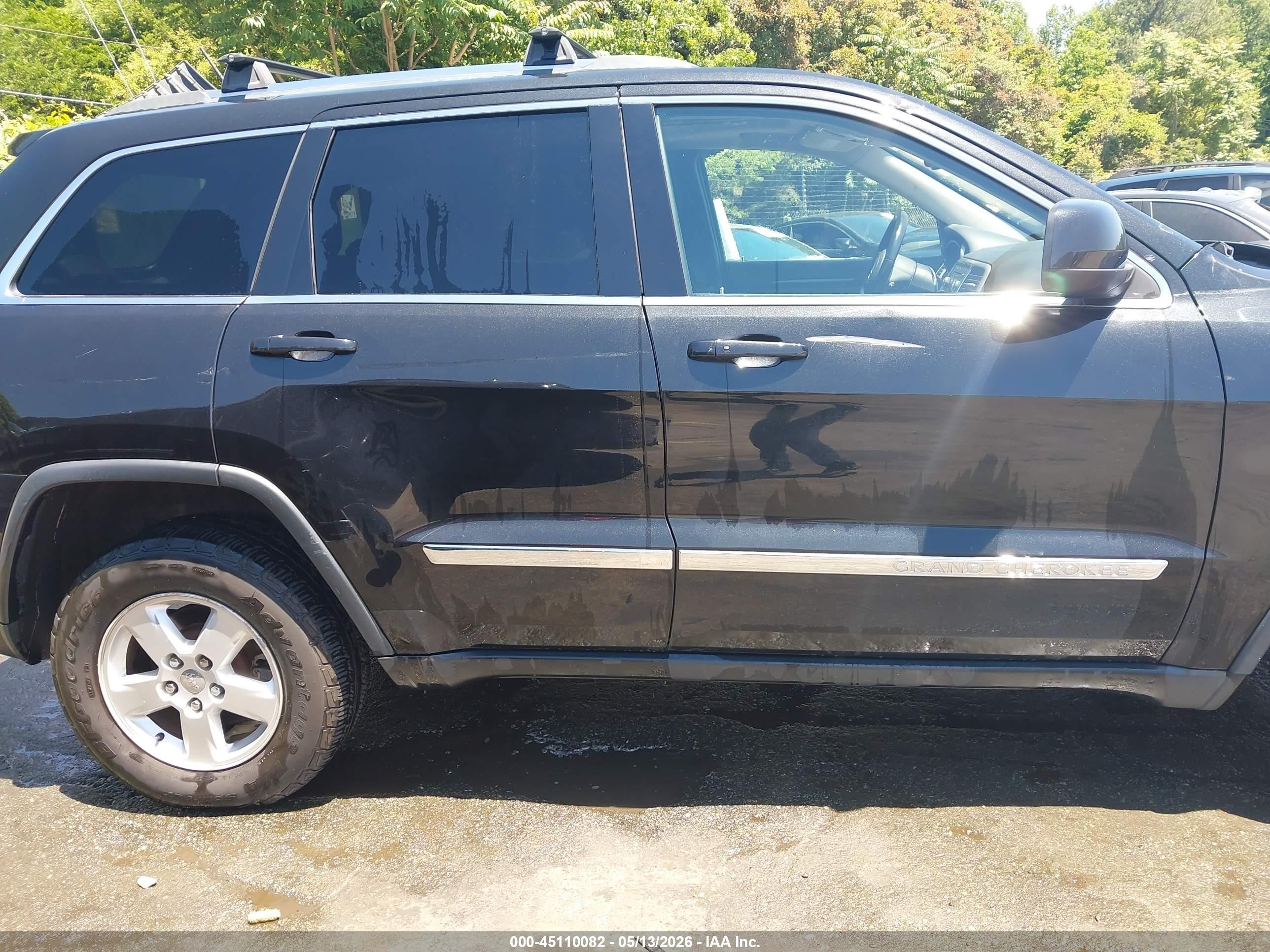2013 Jeep Grand Cherokee Laredo Black vin: 1C4RJFAG7DC552876