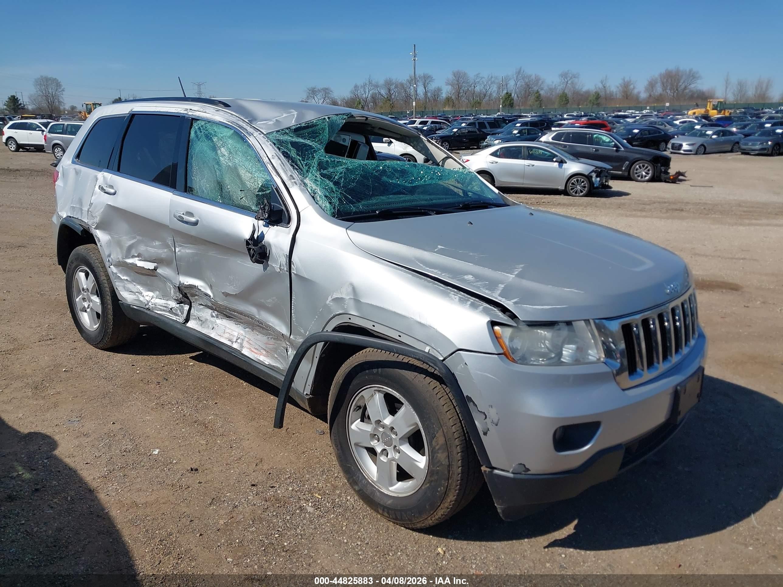 2013 Jeep Grand Cherokee Laredo Silver vin: 1C4RJFAG7DC567300