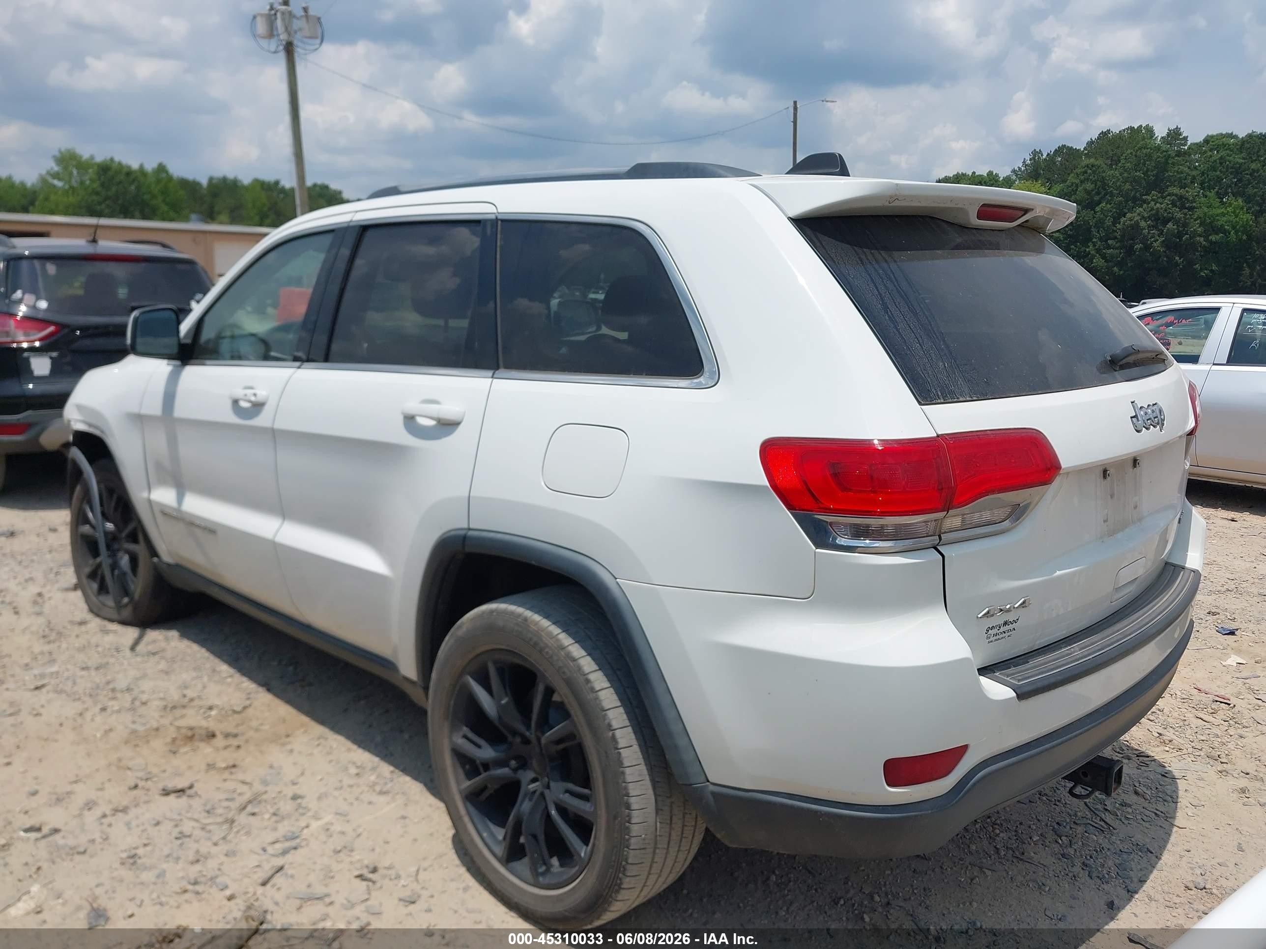 2014 Jeep Grand Cherokee Laredo White vin: 1C4RJFAG7EC109967