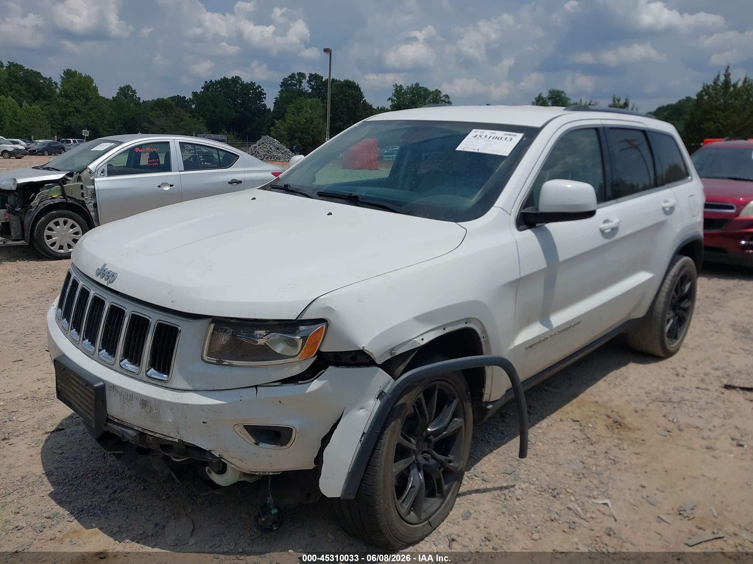 2014 Jeep Grand Cherokee Laredo White vin: 1C4RJFAG7EC109967