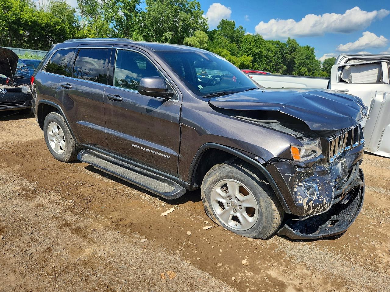 2014 Jeep Grand Cherokee Laredo Gray vin: 1C4RJFAG7EC134836