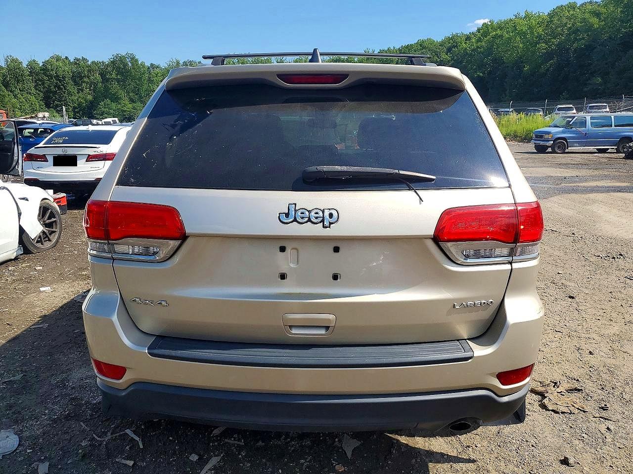 2014 Jeep Grand Cherokee Laredo Gold vin: 1C4RJFAG7EC215089