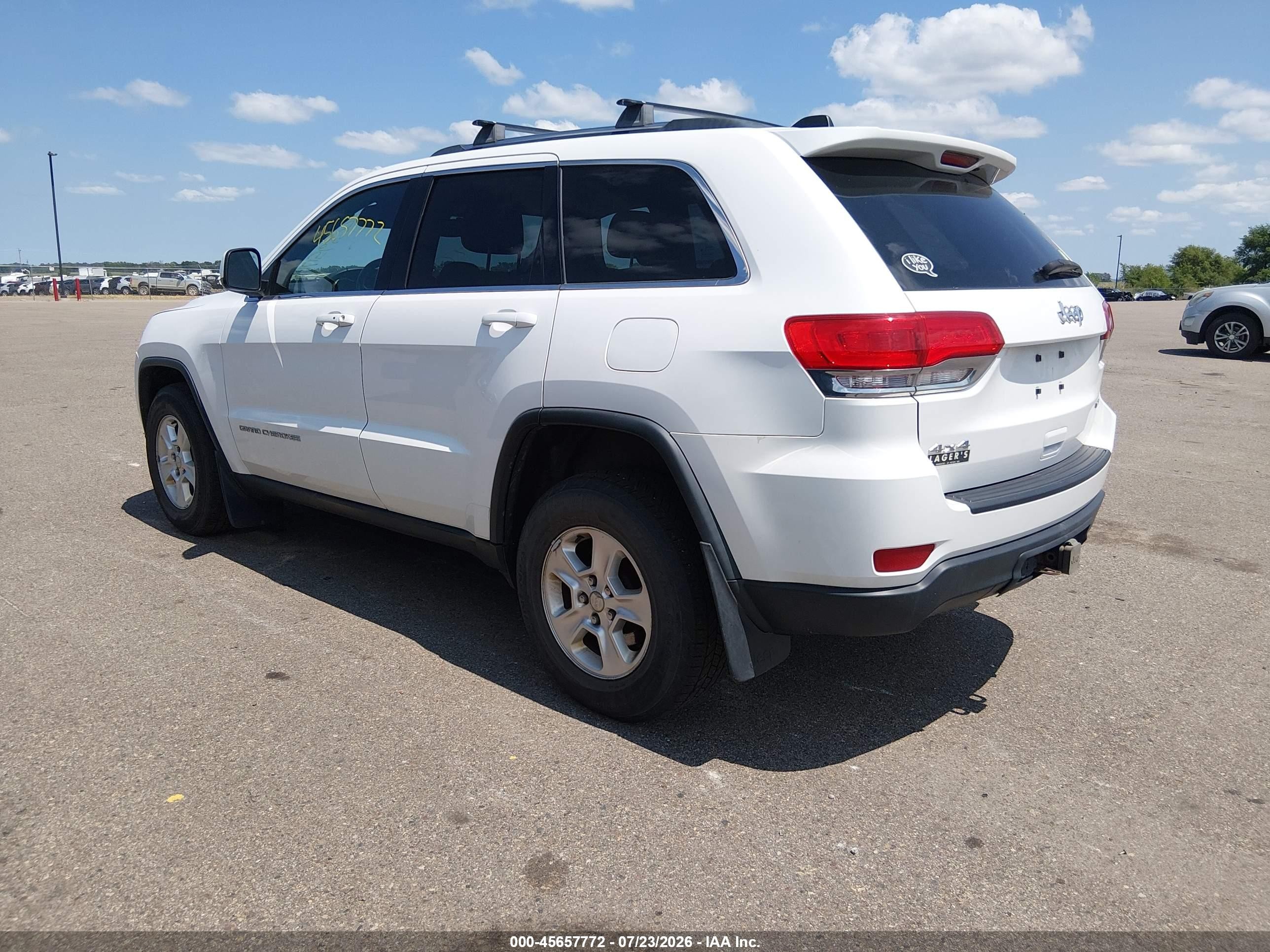 2014 Jeep Grand Cherokee Laredo White vin: 1C4RJFAG7EC230689