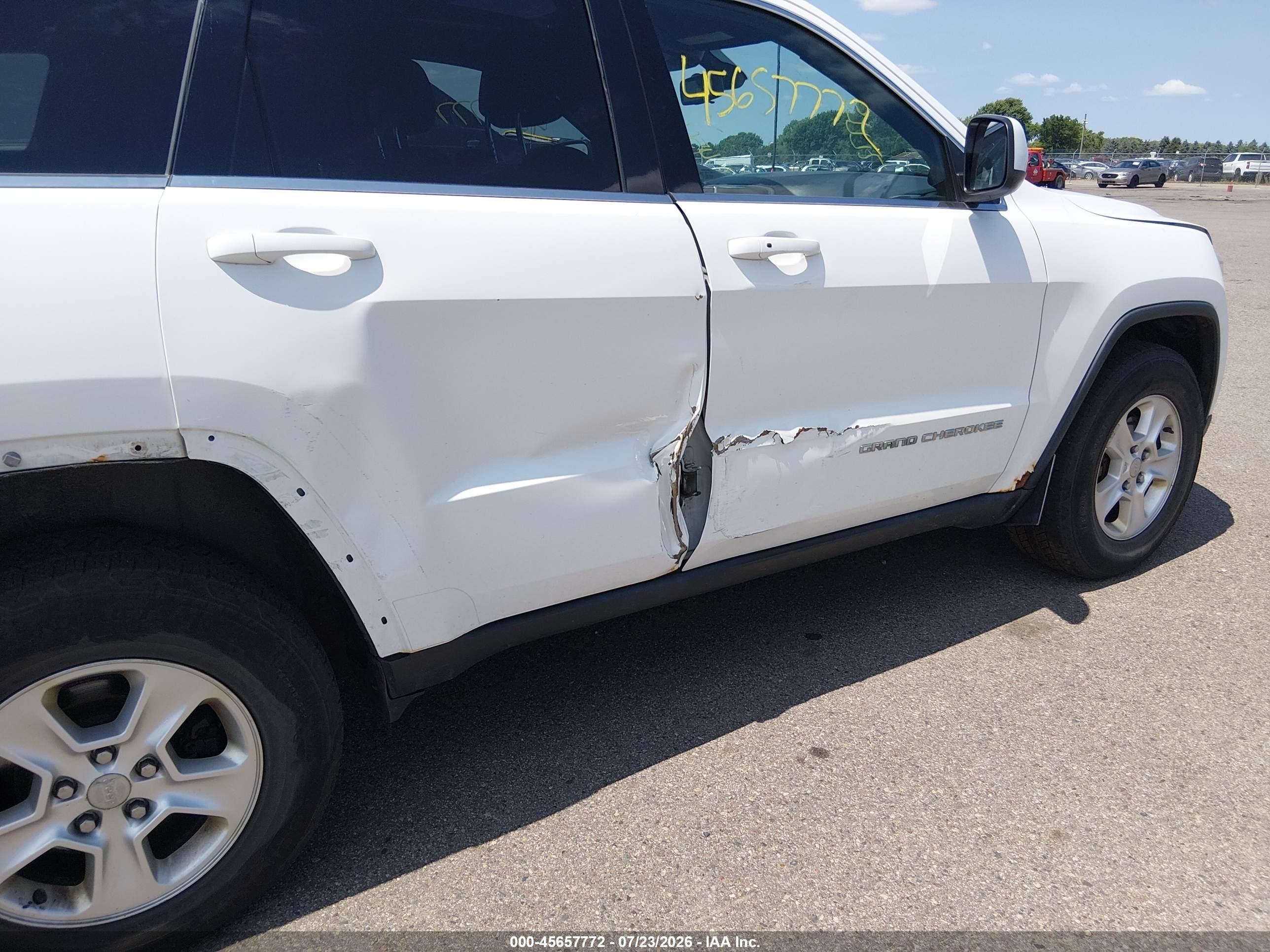 2014 Jeep Grand Cherokee Laredo White vin: 1C4RJFAG7EC230689