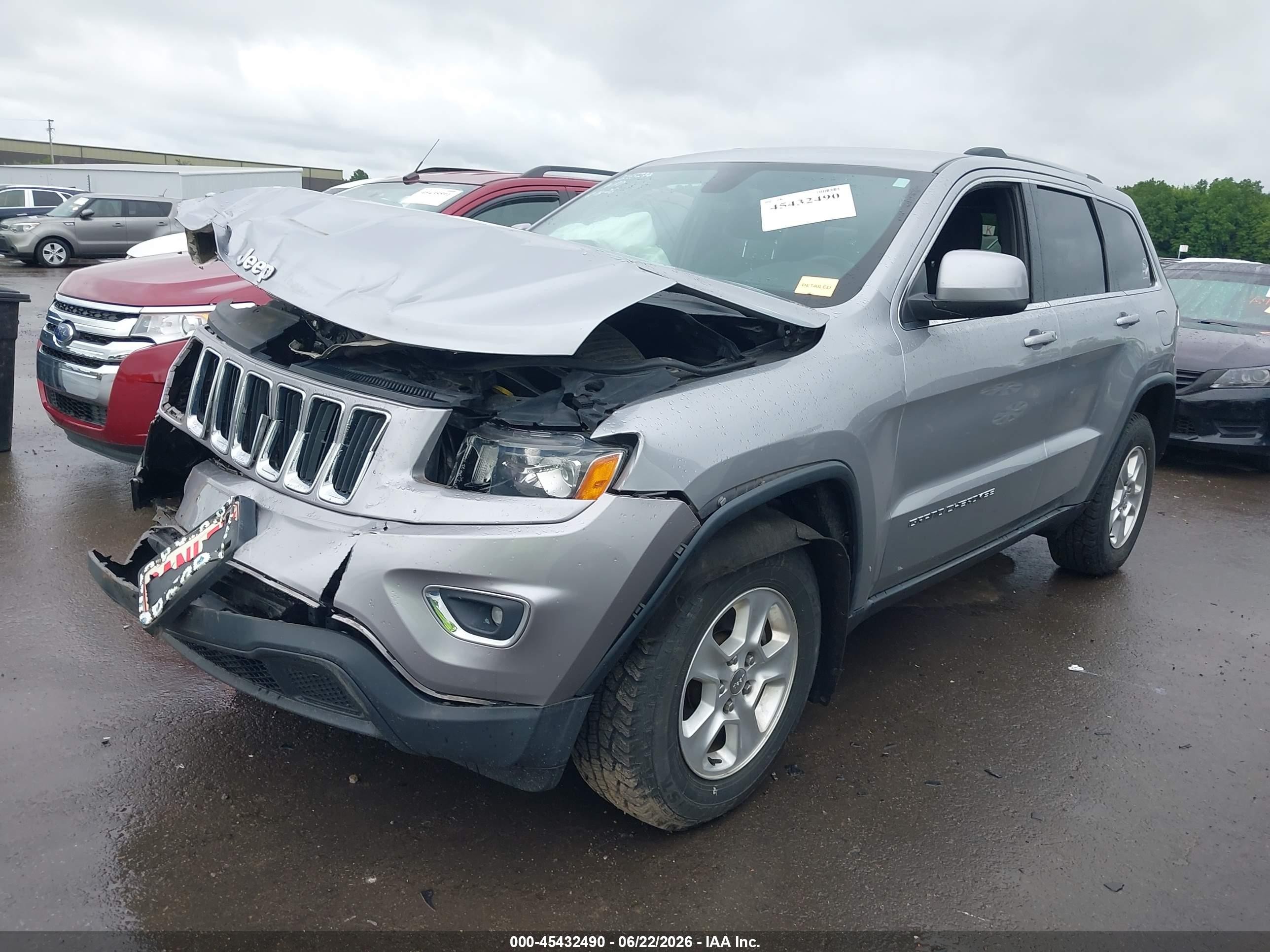 2014 Jeep Grand Cherokee Laredo Серый vin: 1C4RJFAG7EC264390