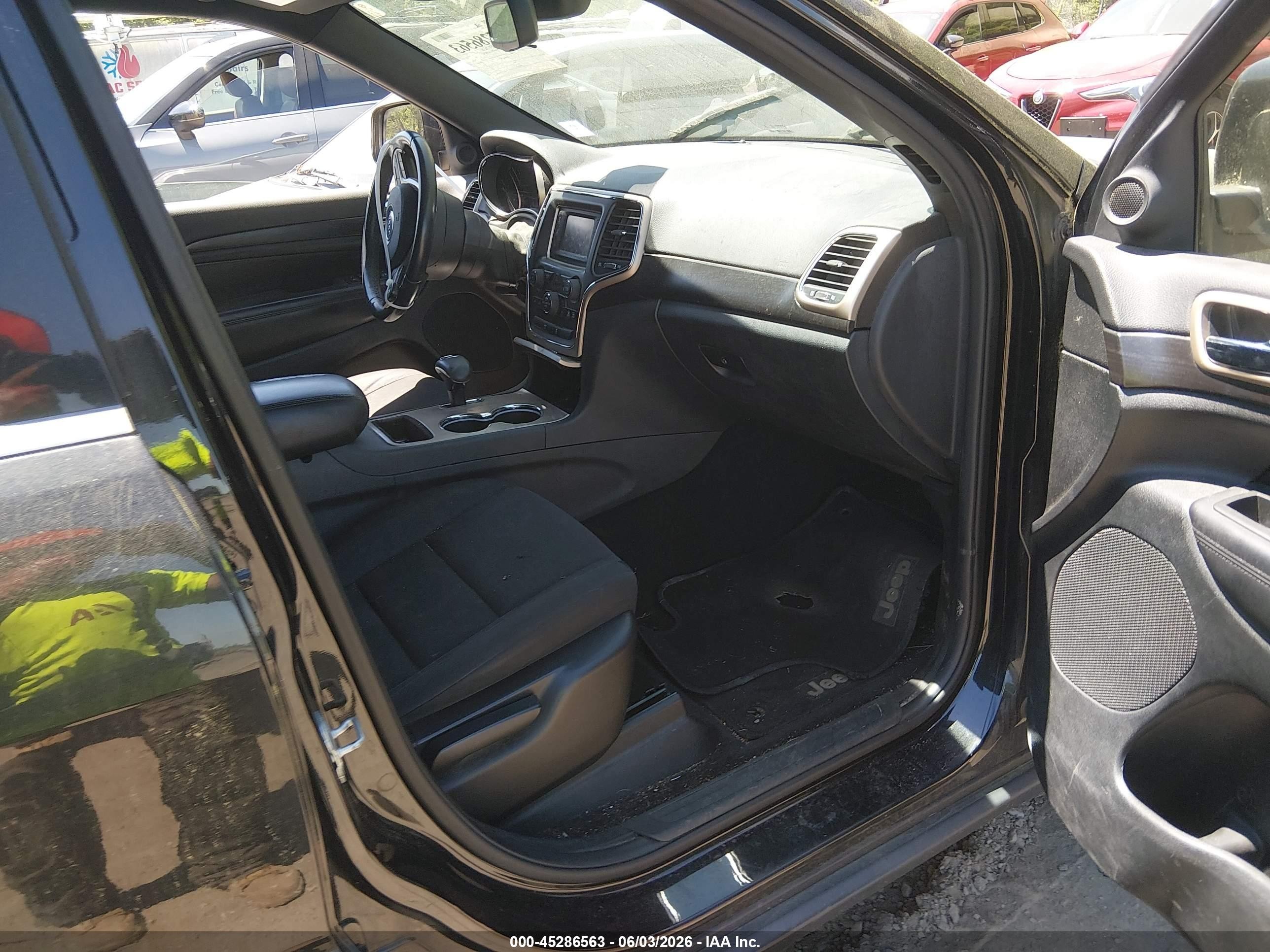 2014 Jeep Grand Cherokee Laredo Черный vin: 1C4RJFAG7EC315077