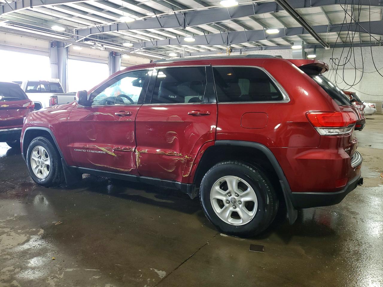 2014 Jeep Grand Cherokee Laredo Red vin: 1C4RJFAG7EC333658
