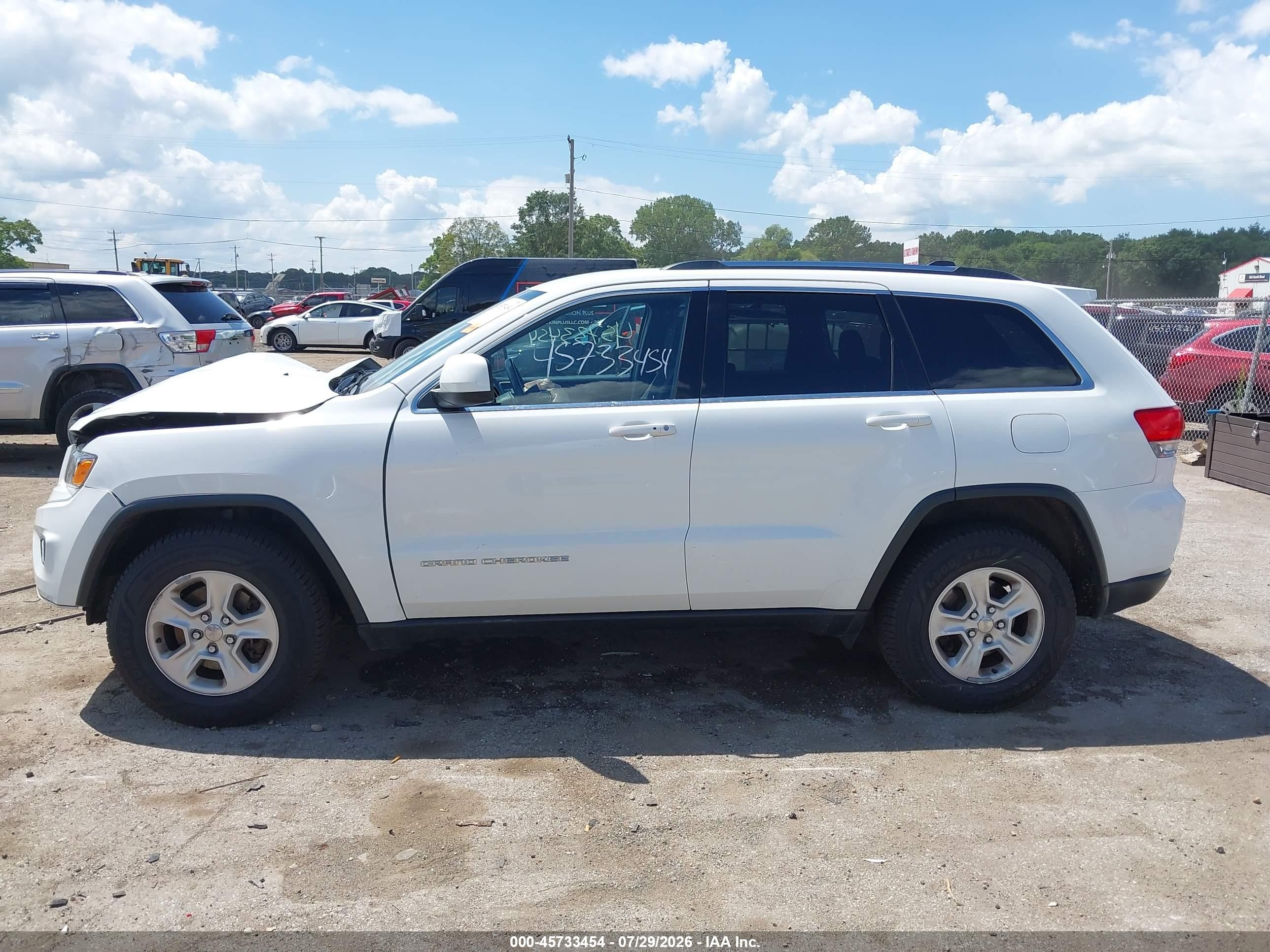 2014 Jeep Grand Cherokee Laredo Белый vin: 1C4RJFAG7EC371326