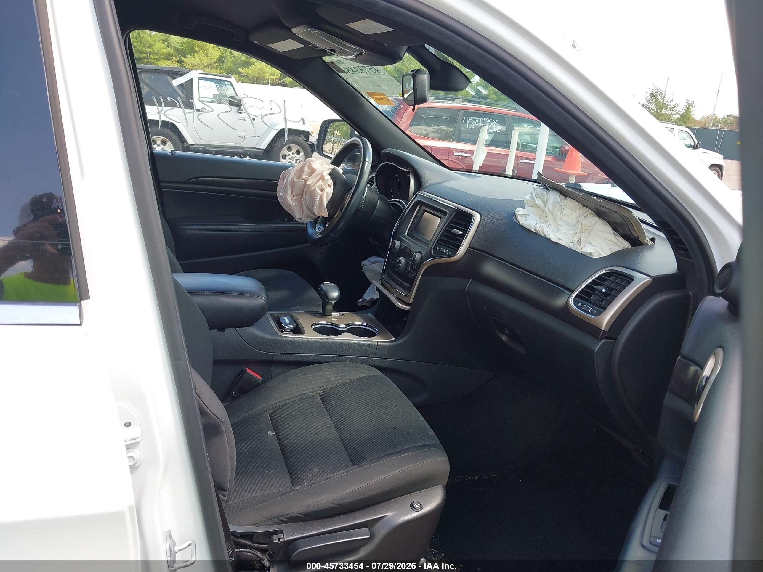 2014 Jeep Grand Cherokee Laredo Белый vin: 1C4RJFAG7EC371326