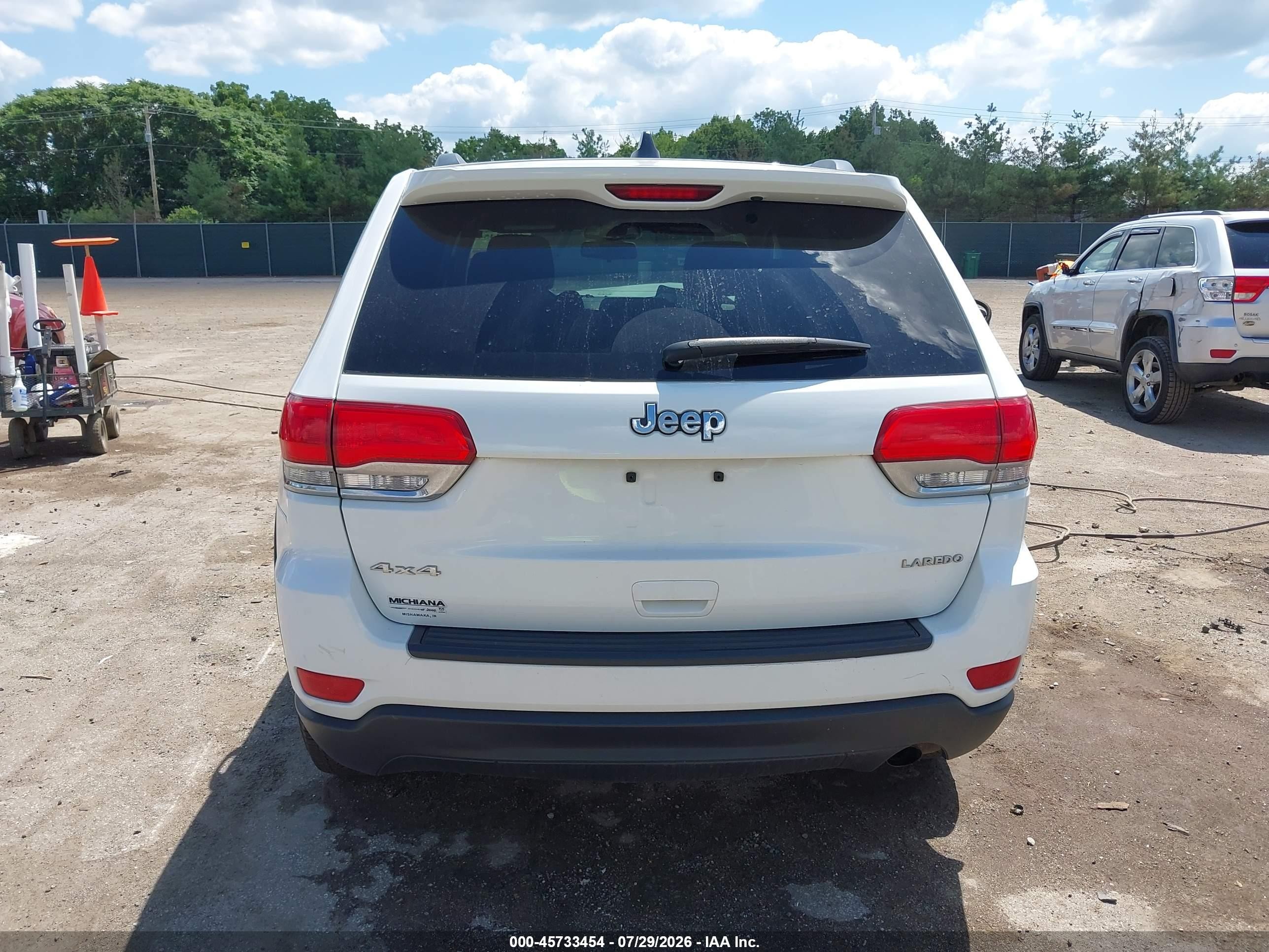 2014 Jeep Grand Cherokee Laredo Белый vin: 1C4RJFAG7EC371326