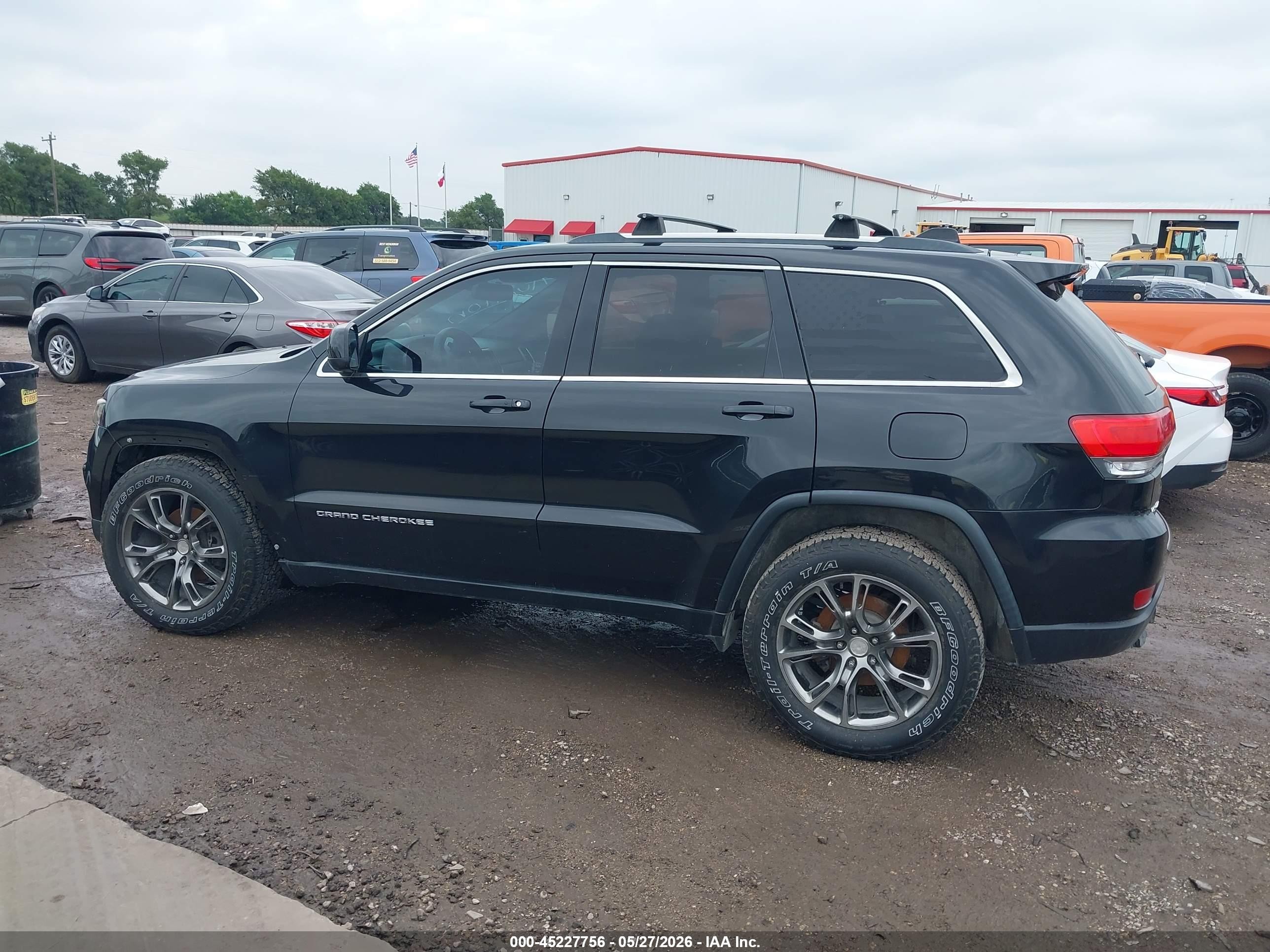 2014 Jeep Grand Cherokee Laredo Black vin: 1C4RJFAG7EC403577