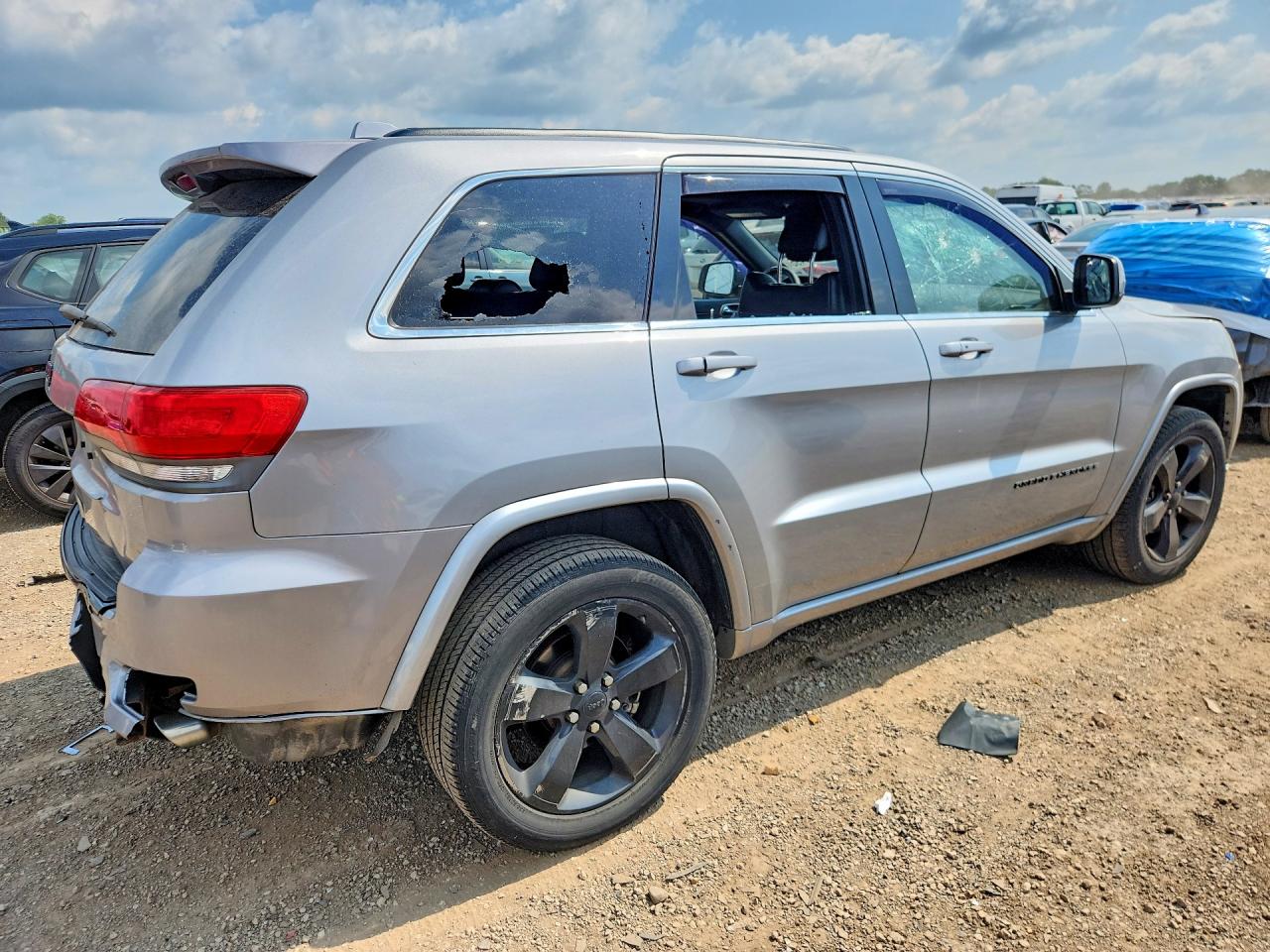 2014 Jeep Grand Cherokee Laredo Silver vin: 1C4RJFAG7EC478702
