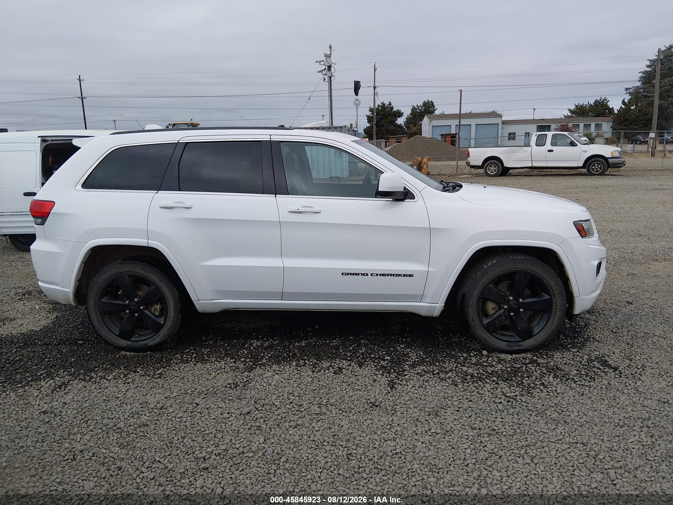 2014 Jeep Grand Cherokee Altitude White vin: 1C4RJFAG7EC482779
