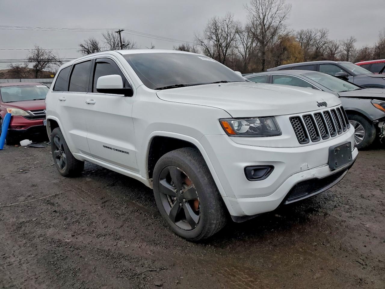 2015 Jeep Grand Cherokee Laredo White vin: 1C4RJFAG7FC102132