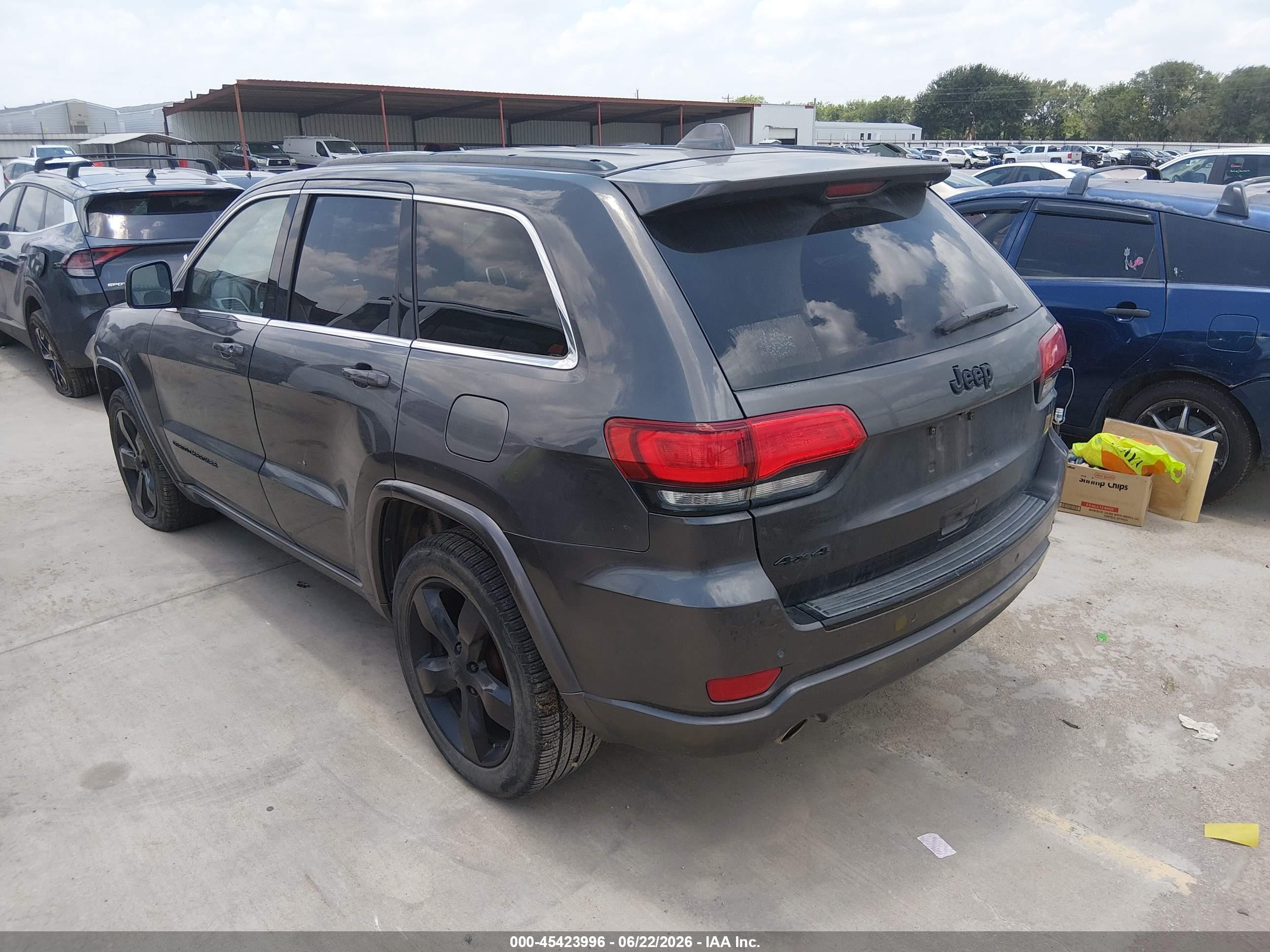 2015 Jeep Grand Cherokee Altitude Gray vin: 1C4RJFAG7FC208032