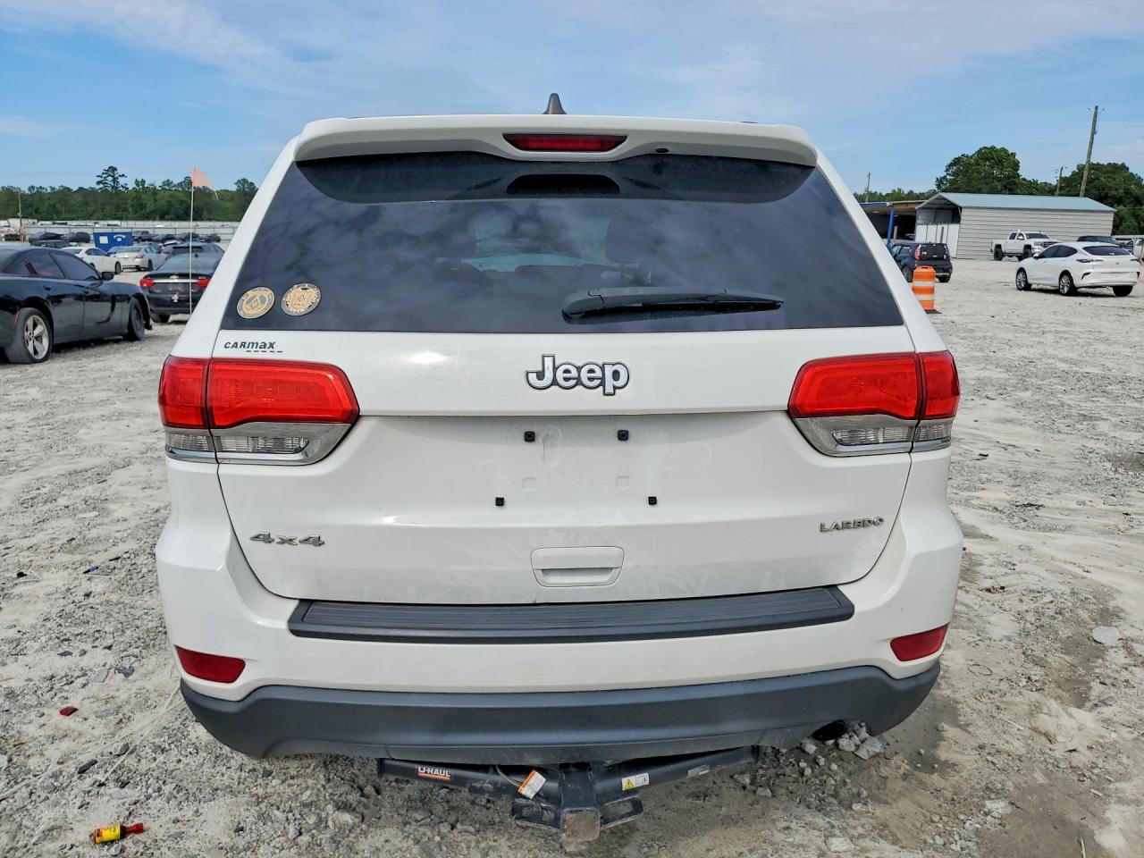 2015 Jeep Grand Cherokee Laredo White vin: 1C4RJFAG7FC227504