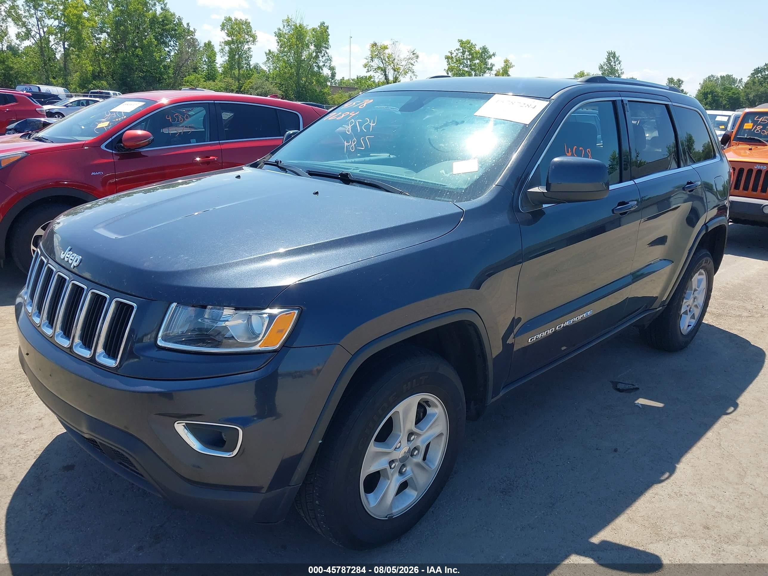 2015 Jeep Grand Cherokee Laredo Синий vin: 1C4RJFAG7FC627238