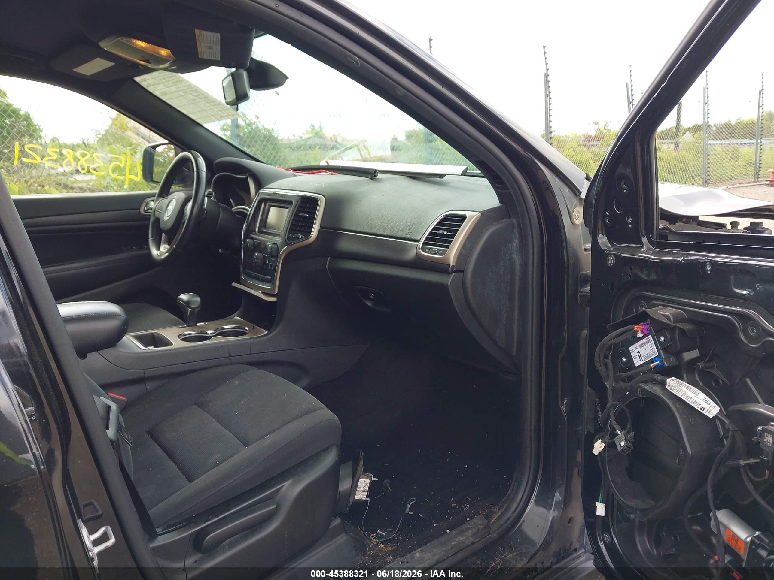 2015 Jeep Grand Cherokee Laredo Black vin: 1C4RJFAG7FC664273