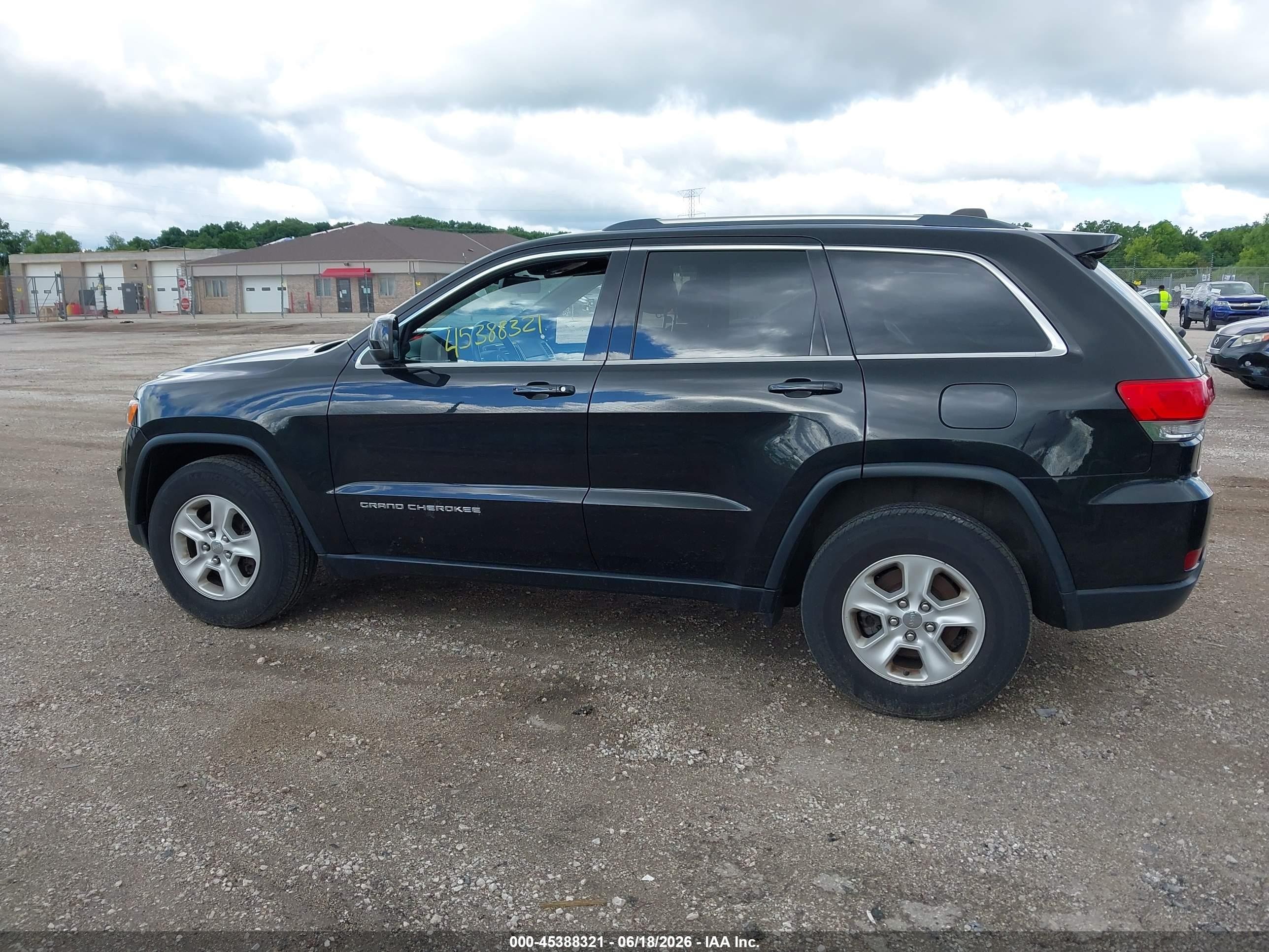 2015 Jeep Grand Cherokee Laredo Black vin: 1C4RJFAG7FC664273