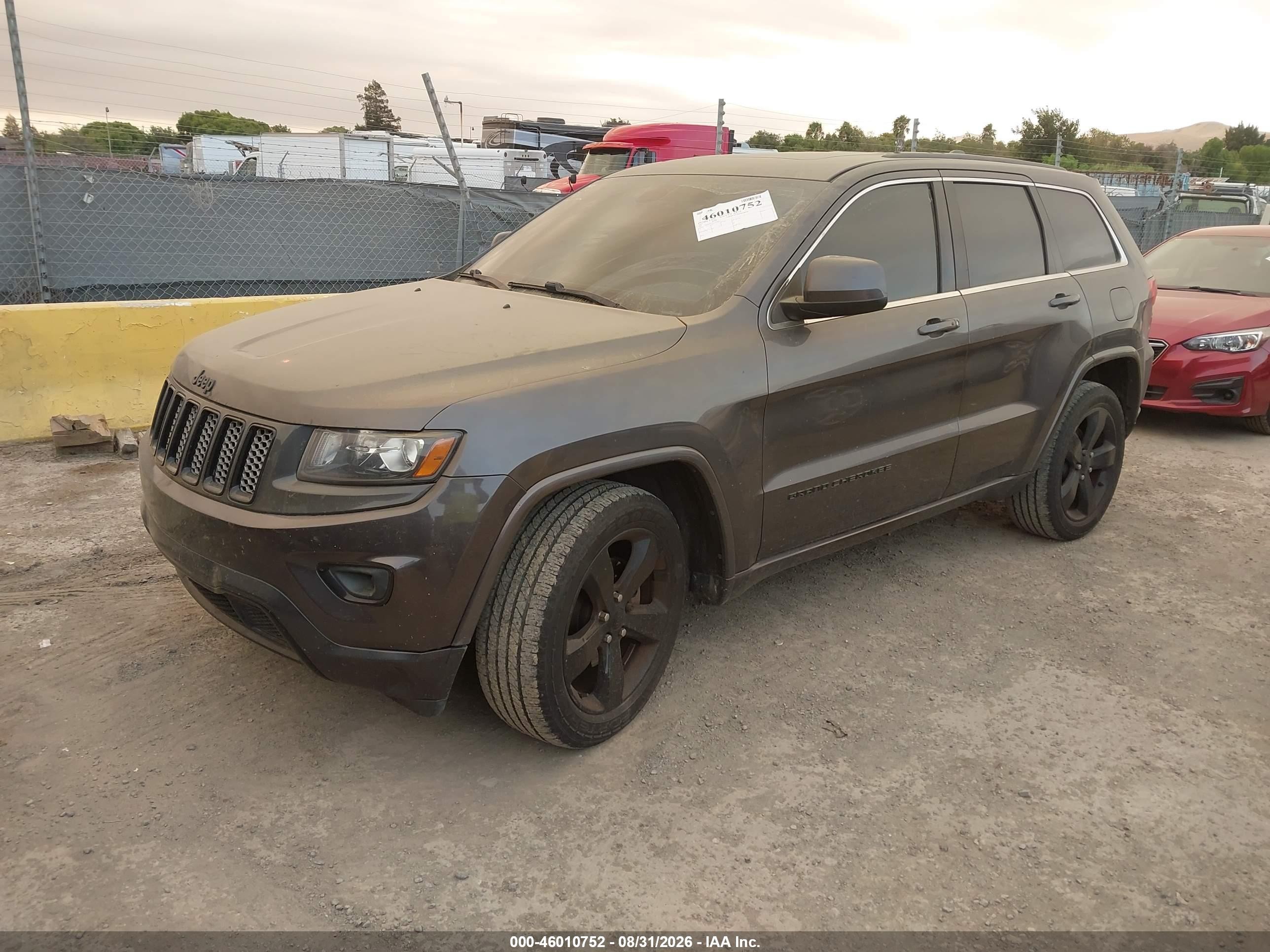 2015 Jeep Grand Cherokee Altitude Серый vin: 1C4RJFAG7FC684006