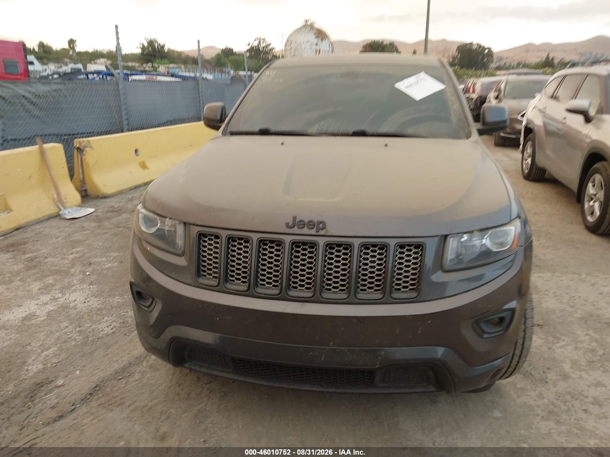 2015 Jeep Grand Cherokee Altitude Серый vin: 1C4RJFAG7FC684006