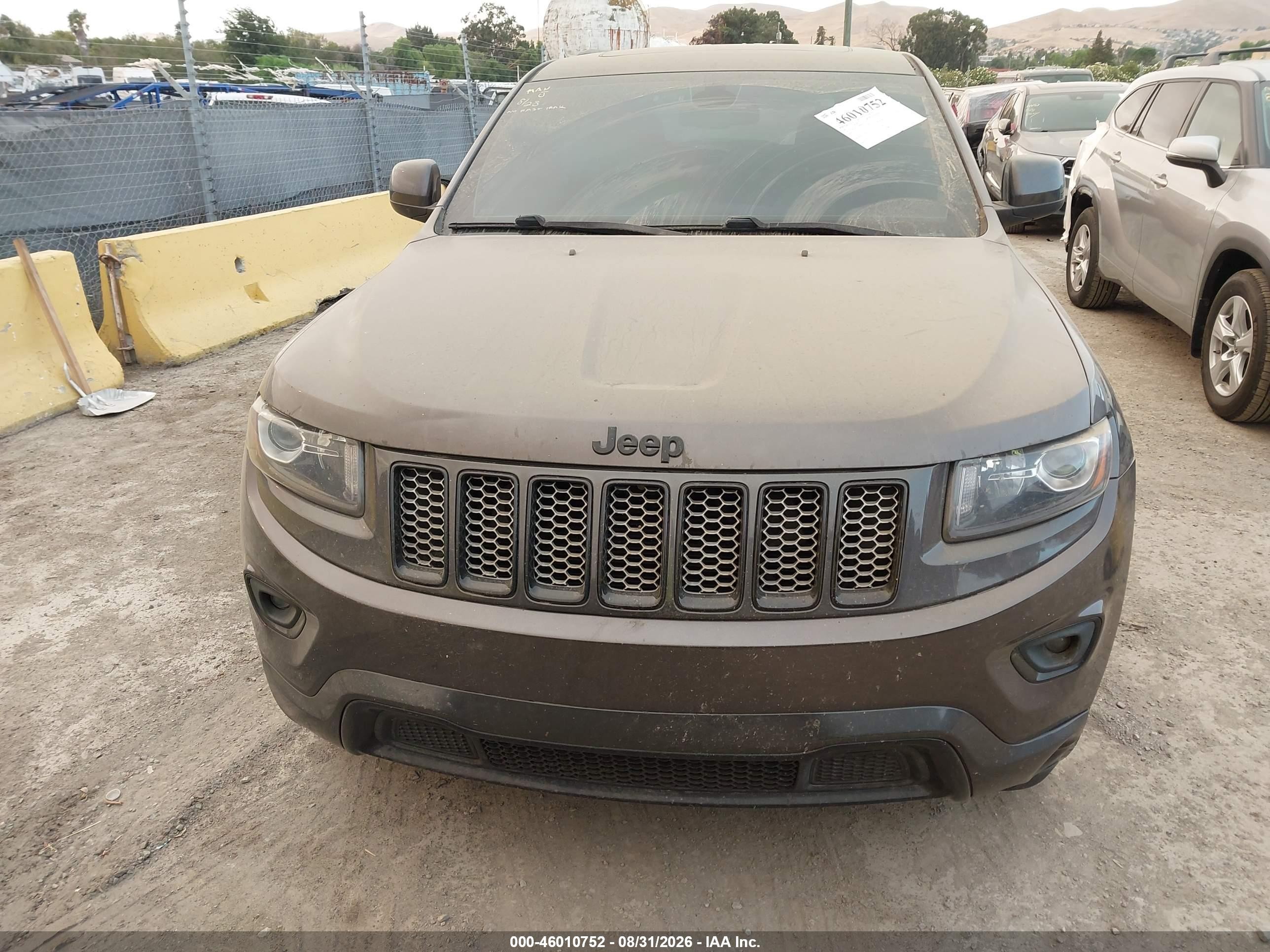 2015 Jeep Grand Cherokee Altitude Серый vin: 1C4RJFAG7FC684006