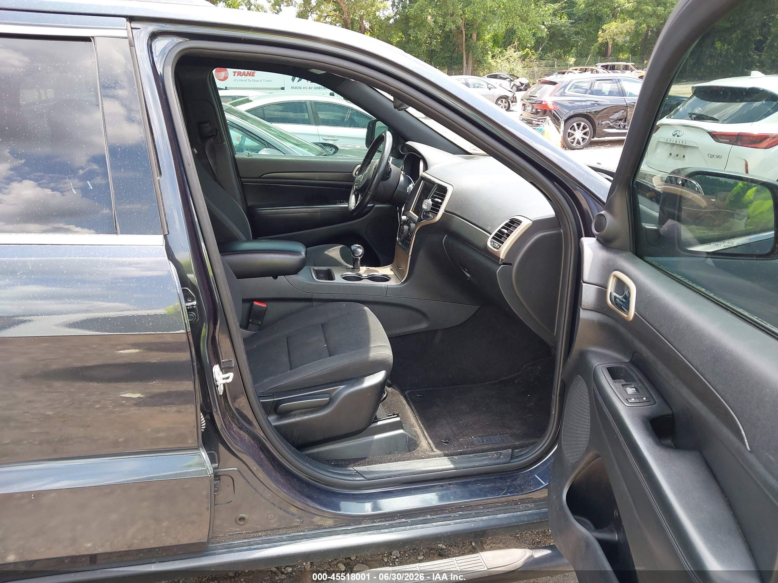 2015 Jeep Grand Cherokee Laredo Black vin: 1C4RJFAG7FC689058