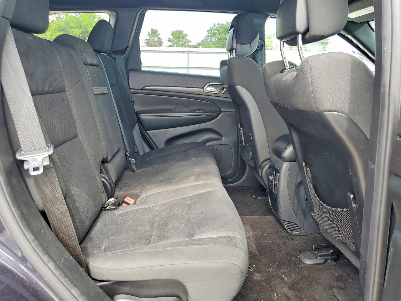 2015 Jeep Grand Cherokee Laredo Gray vin: 1C4RJFAG7FC705128