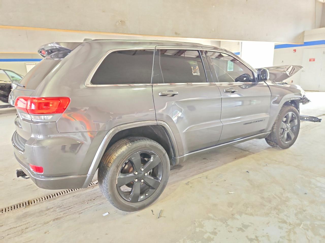 2015 Jeep Grand Cherokee Laredo Gray vin: 1C4RJFAG7FC711656