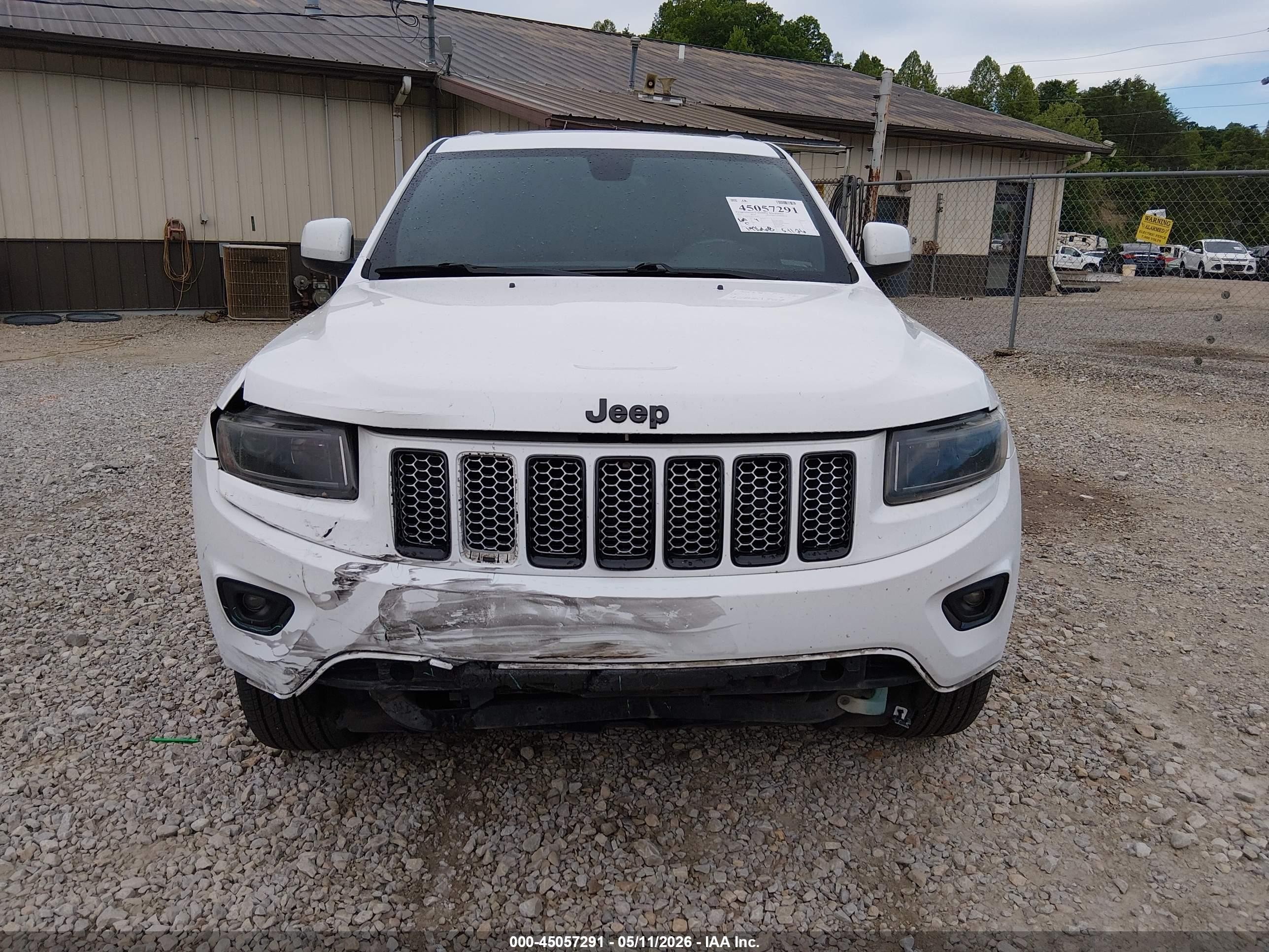 2015 Jeep Grand Cherokee Altitude Белый vin: 1C4RJFAG7FC720549