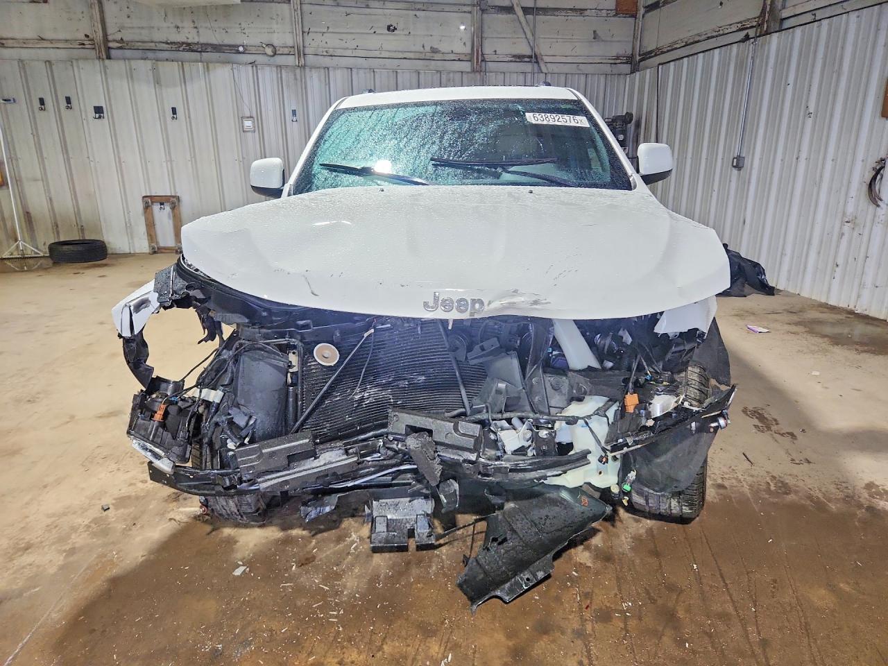 2015 Jeep Grand Cherokee Laredo White vin: 1C4RJFAG7FC838665