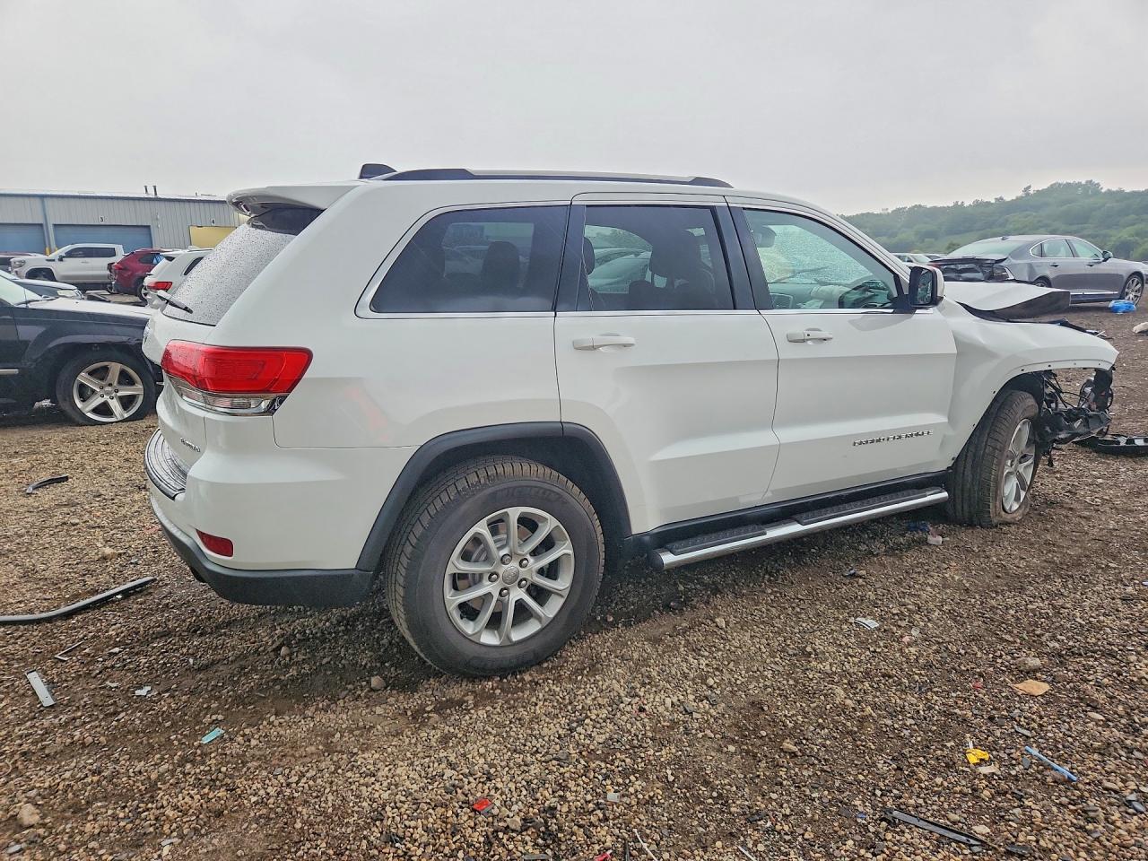 2015 Jeep Grand Cherokee Laredo White vin: 1C4RJFAG7FC838665