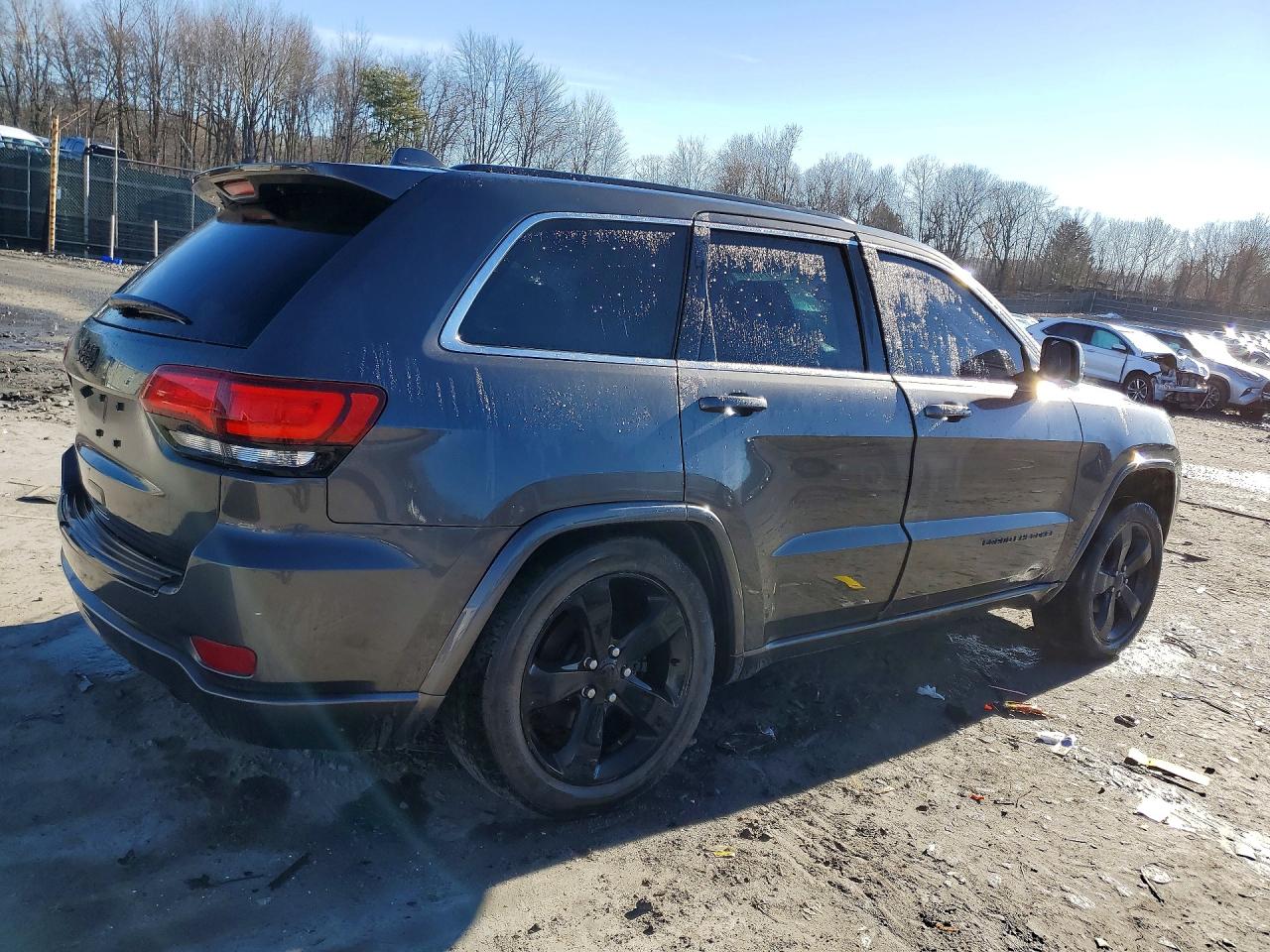 2015 Jeep Grand Cherokee Laredo Gray vin: 1C4RJFAG7FC861573