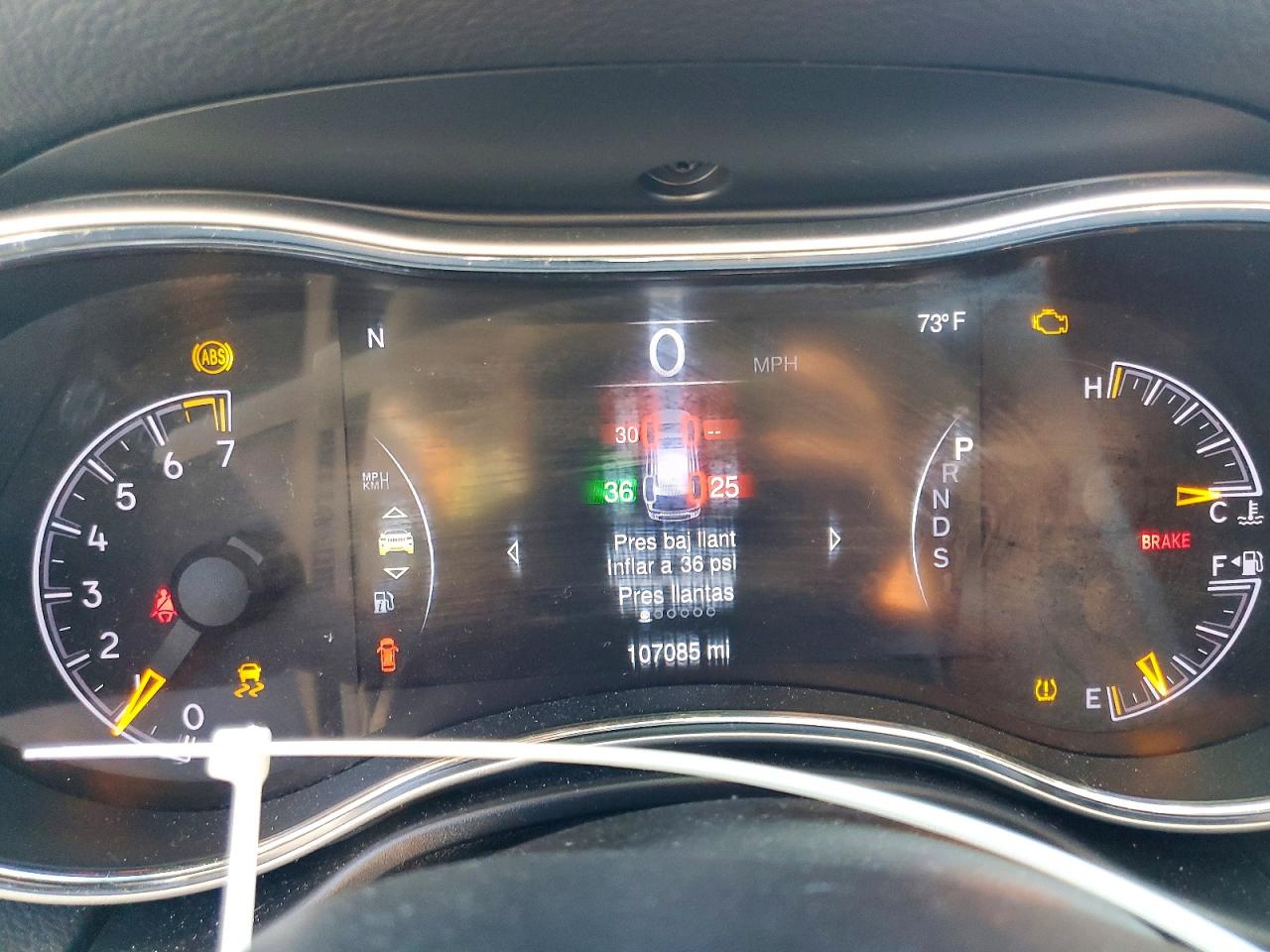 2015 Jeep Grand Cherokee Laredo Gray vin: 1C4RJFAG7FC861573