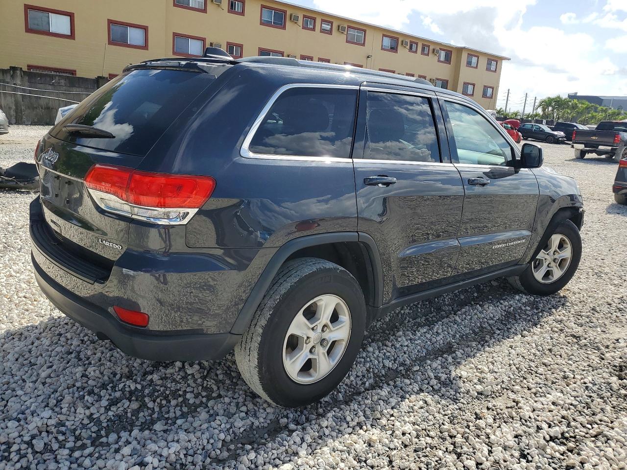 2015 Jeep Grand Cherokee Laredo Gray vin: 1C4RJFAG7FC933646