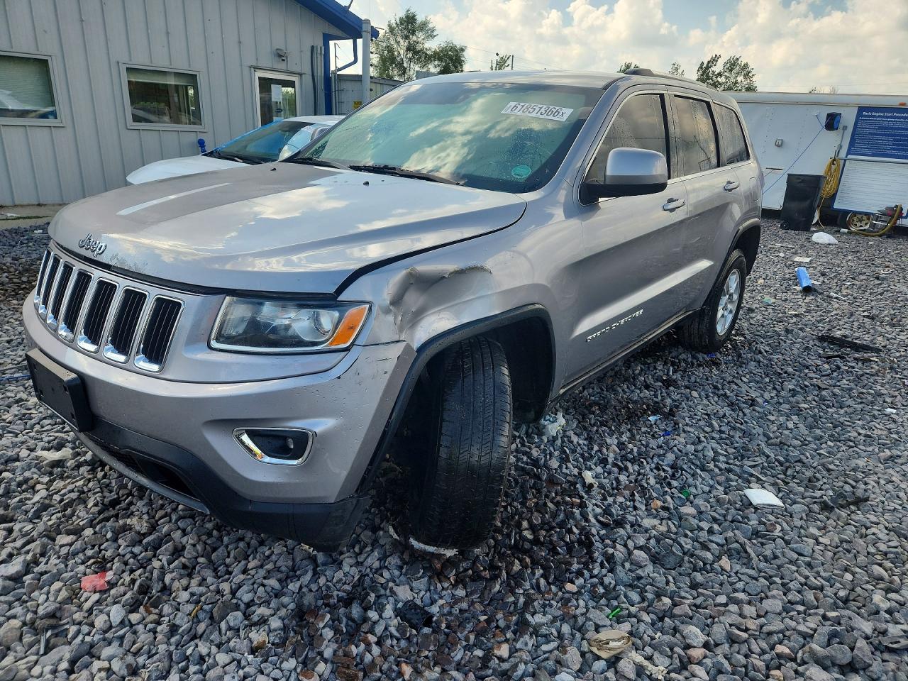 2016 Jeep Grand Cherokee Laredo Silver vin: 1C4RJFAG7GC326602